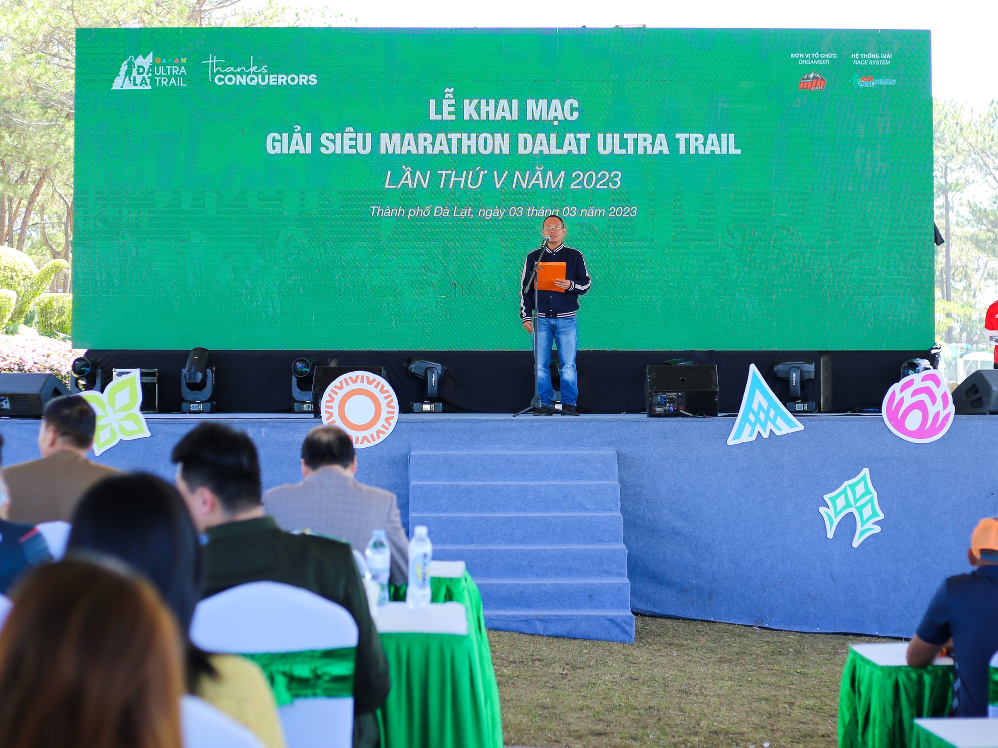 Dalat Ultra Trail - Giải chạy địa hình lớn nhất Việt Nam tròn 5 tuổi - Ảnh 1.