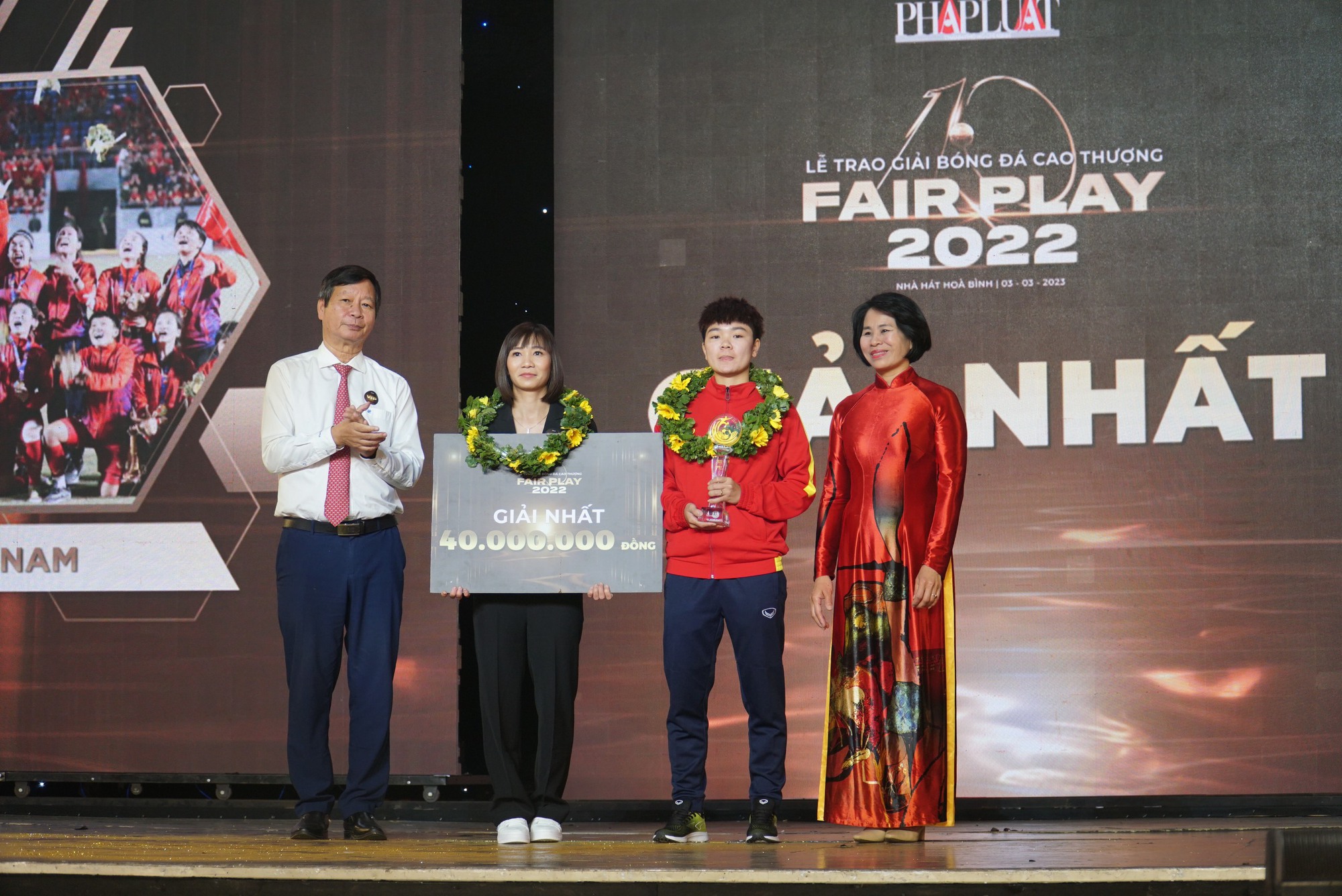 Đội tuyển bóng đá nữ Việt Nam đoạt giải Fair Play 2022 - Ảnh 1.