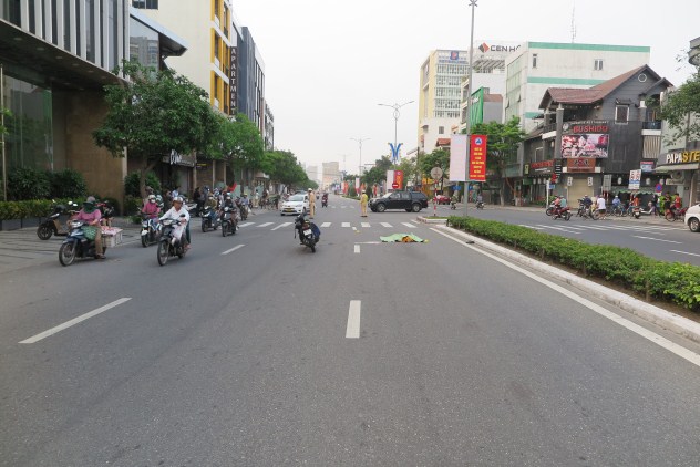 “Ma men” nhậu đến 5 giờ sáng, tông cụ bà 77 tuổi tử vong tại chỗ - Ảnh 1.