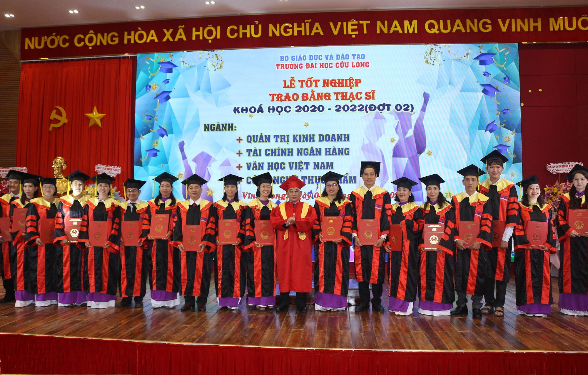 Cuu Long University has trained more than 800 masters – Thuvienpc.com