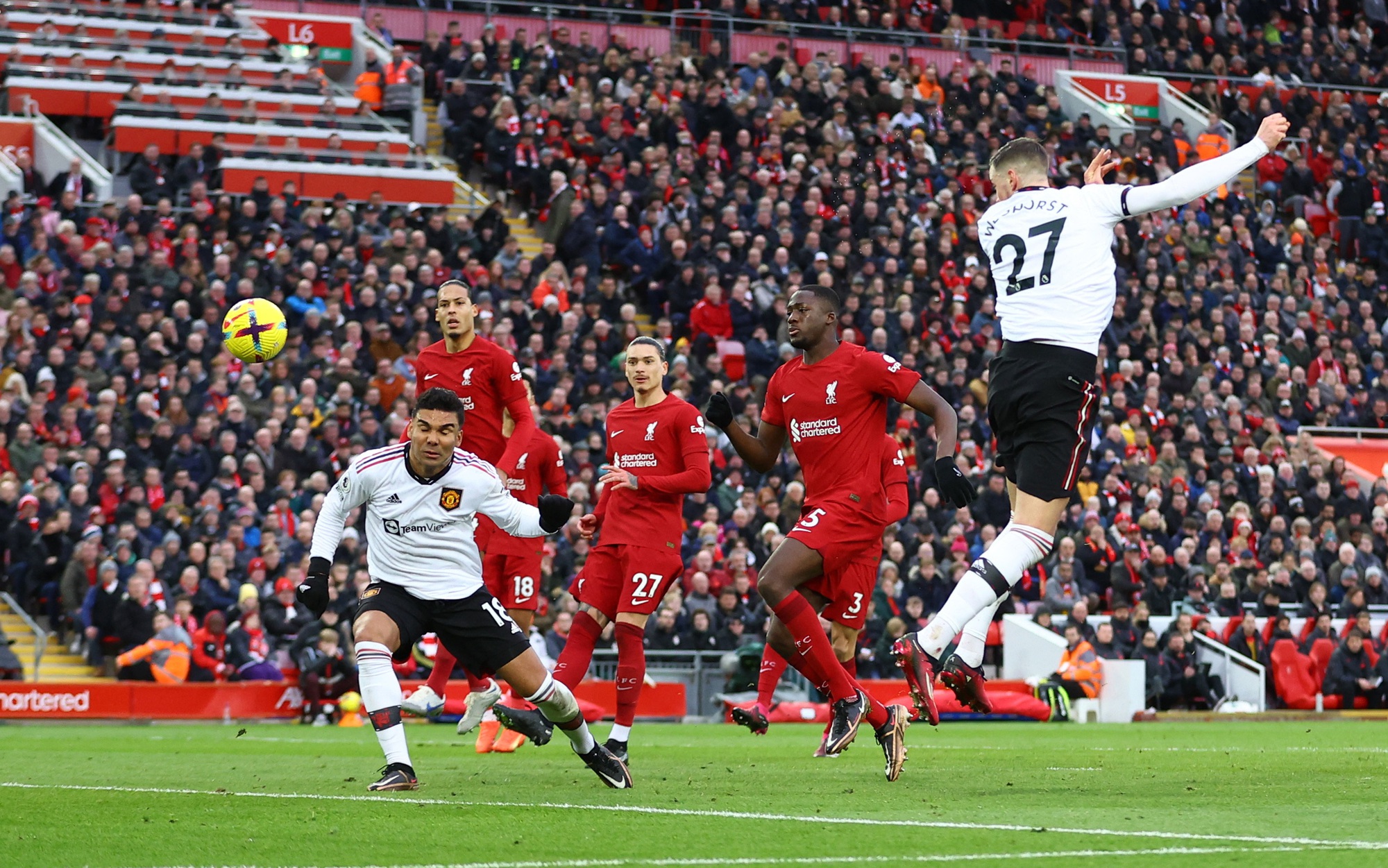 Vùi dập Man United 7-0, Liverpool gieo kinh hoàng sân cỏ Ngoại hạng Anh - Ảnh 3.