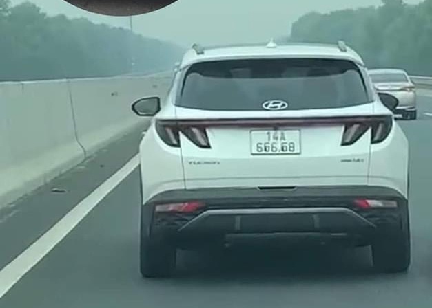 Sửa biển kiểm soát thành lộc phát, một tài xế bị phạt 6 triệu đồng - Ảnh 1. Sửa biển kiểm soát thành lộc phát, một tài xế bị phạt 6 triệu đồng - Ảnh 1.