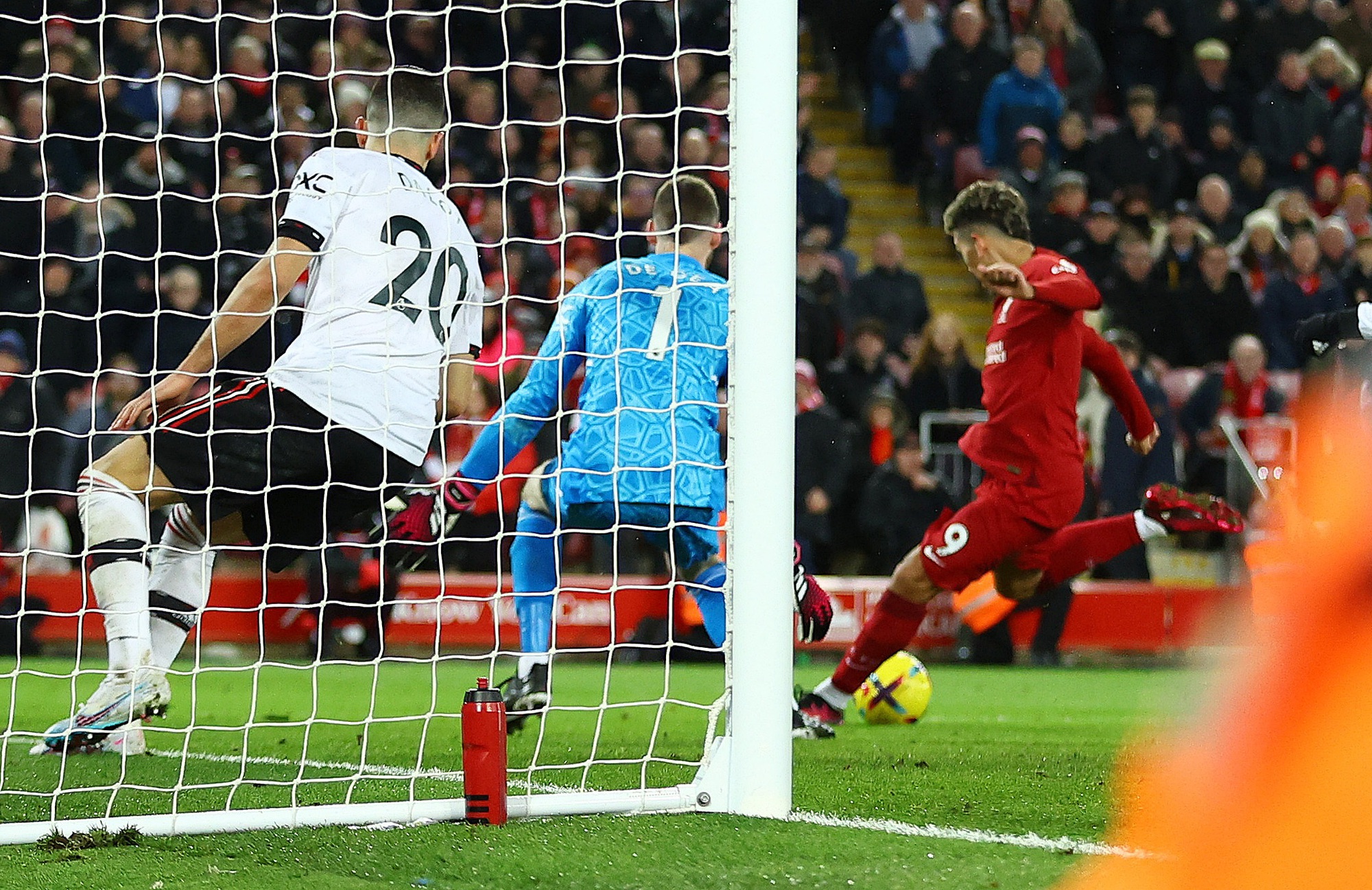 Vùi dập Man United 7-0, Liverpool gieo kinh hoàng sân cỏ Ngoại hạng Anh - Ảnh 8.