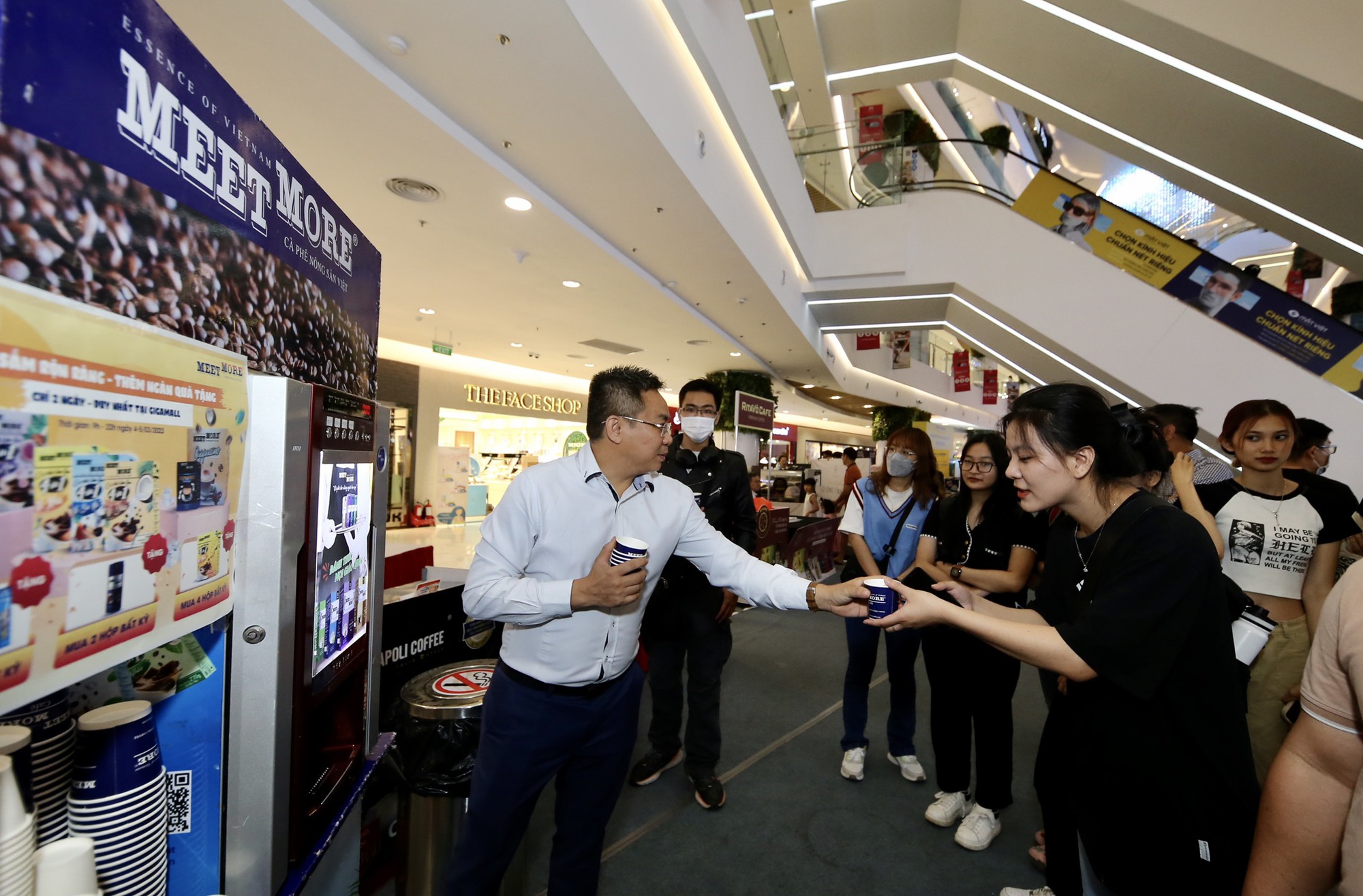 Coffee Talk - Tôn vinh cà phê Việt: Sức hút kỳ diệu của cà phê - Ảnh 10.