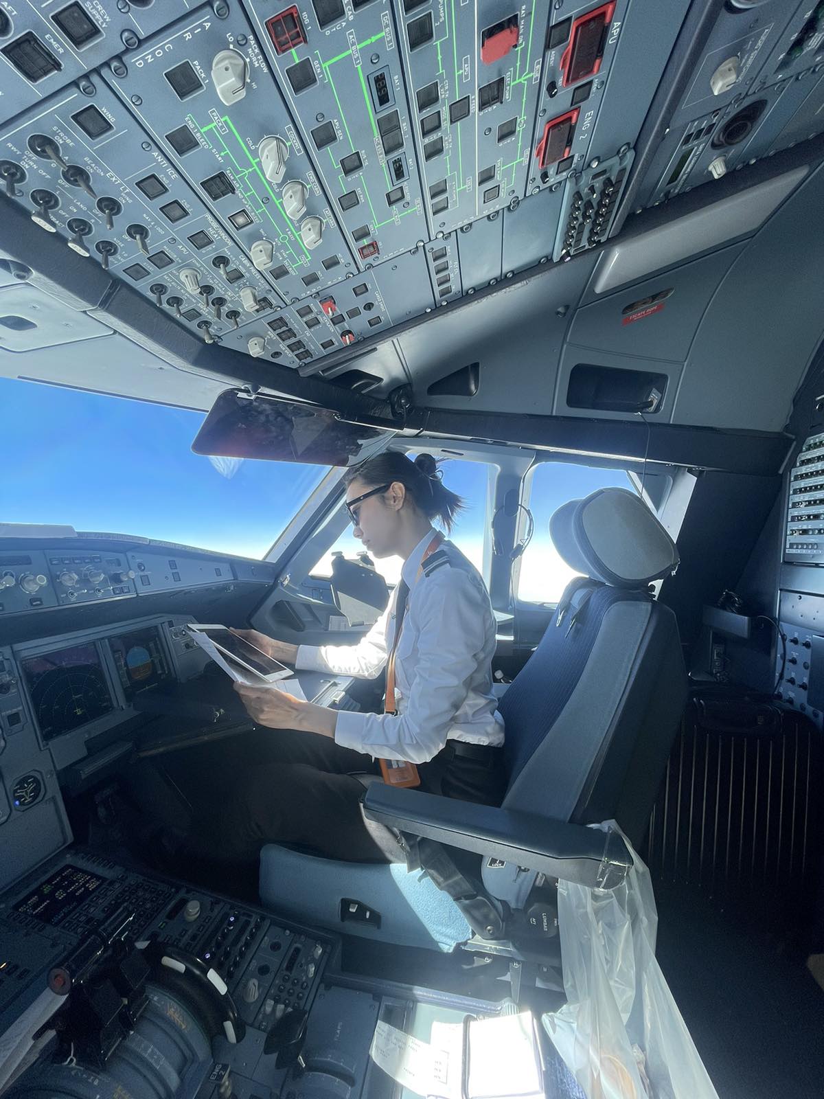 Ảnh chụp từ buồng lái Boeing 747 của phi công Christiaan van Heijst | Viết  bởi Xitin_hm
