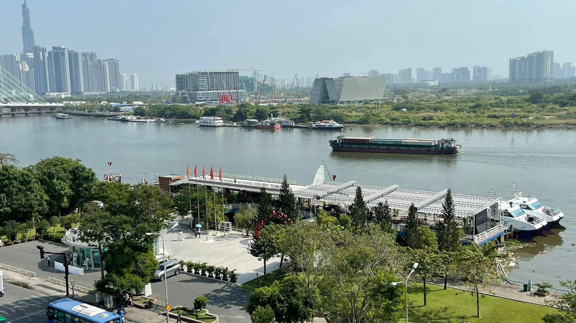 Diễn biến mới vụ Hãng tàu Greenlines DP tặng toàn bộ cơ sở vật chất ga tàu cho TP HCM - Ảnh 1. Diễn biến mới vụ Hãng tàu Greenlines DP tặng toàn bộ cơ sở vật chất ga tàu cho TP HCM - Ảnh 1.