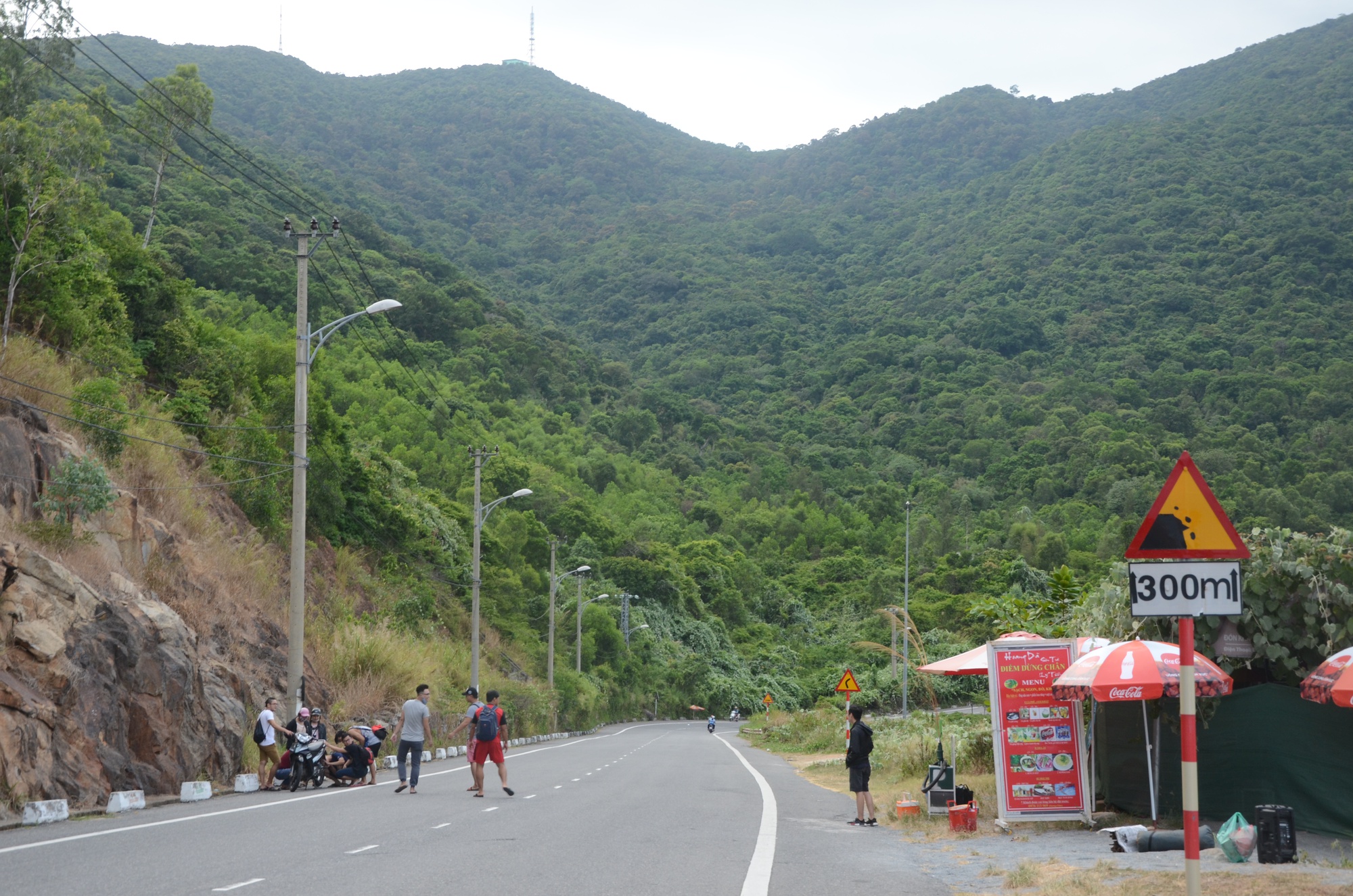 Đà Nẵng bác thông tin lắp bảng chữ trên bán đảo Sơn Trà - Ảnh 1. Đà Nẵng bác thông tin lắp bảng chữ trên bán đảo Sơn Trà - Ảnh 1.