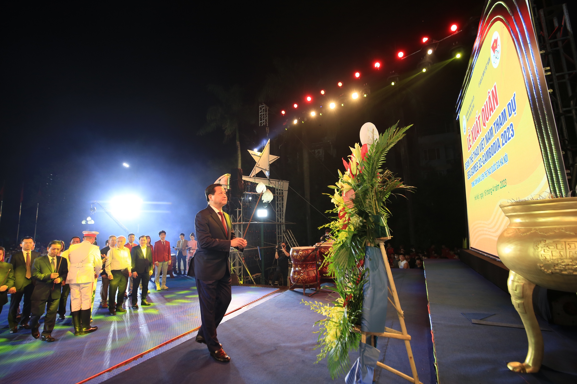 Đoàn Thể thao Việt Nam xuất quân dự SEA Games 32 - Ảnh 6.
