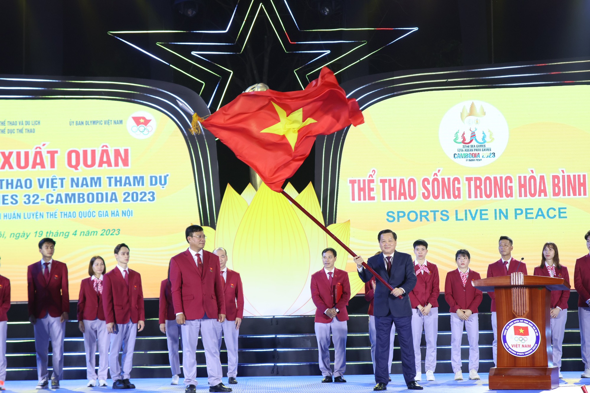 Đoàn Thể thao Việt Nam xuất quân dự SEA Games 32 - Ảnh 8.