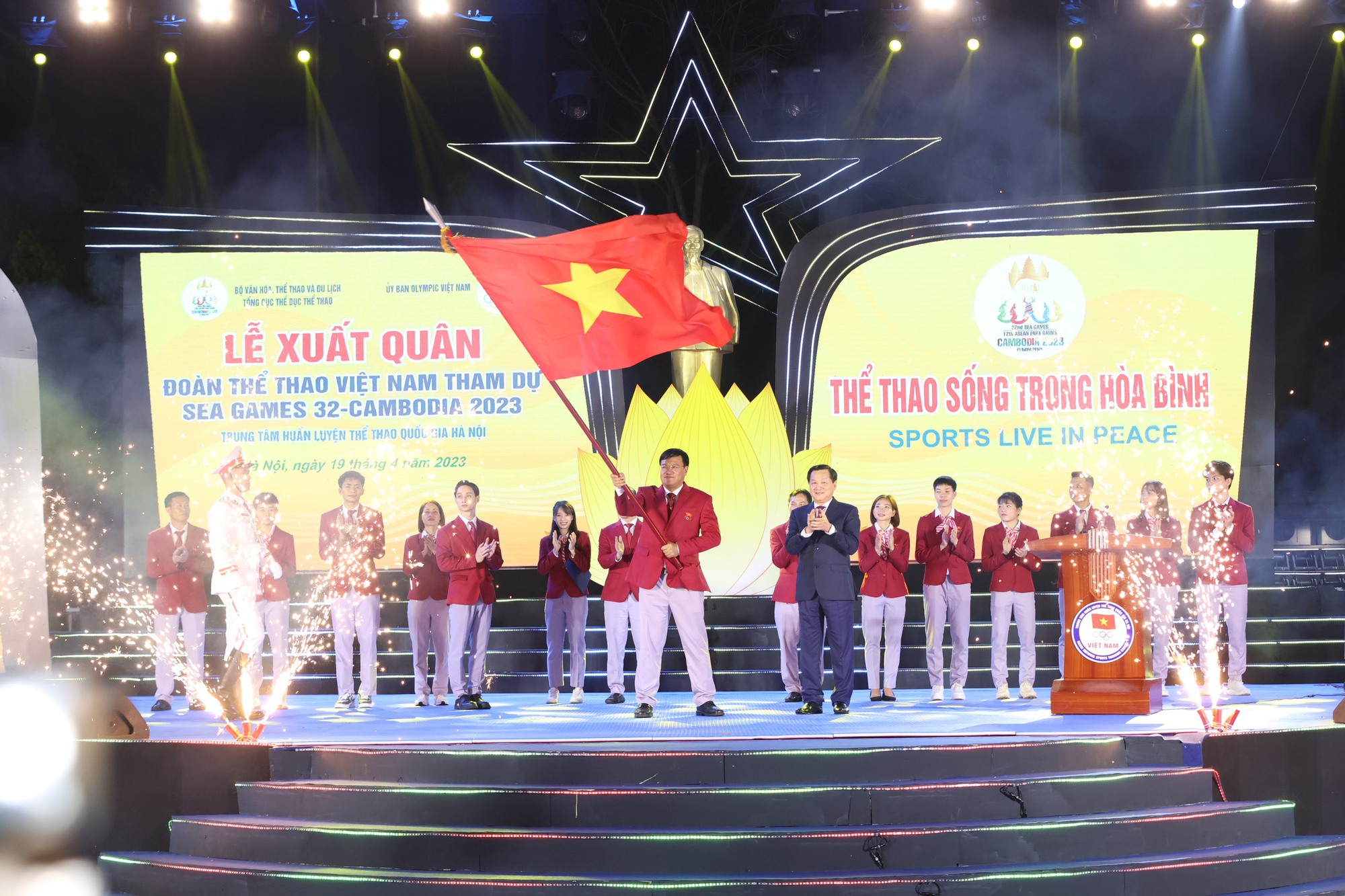 Đoàn Thể thao Việt Nam xuất quân dự SEA Games 32 - Ảnh 10.