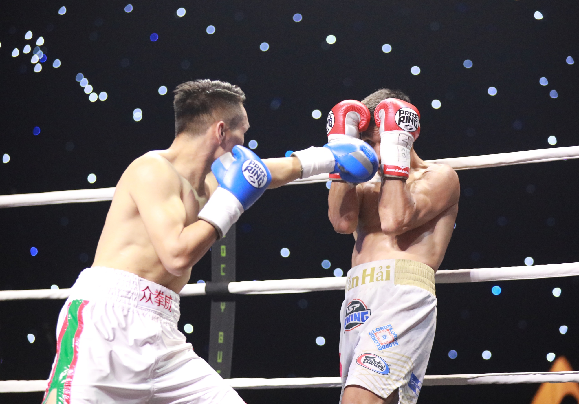 WBO Chapter 3 The Rising Stars: Nguyễn Văn Hải thắng sốc võ sĩ Trung Quốc - Ảnh 2.