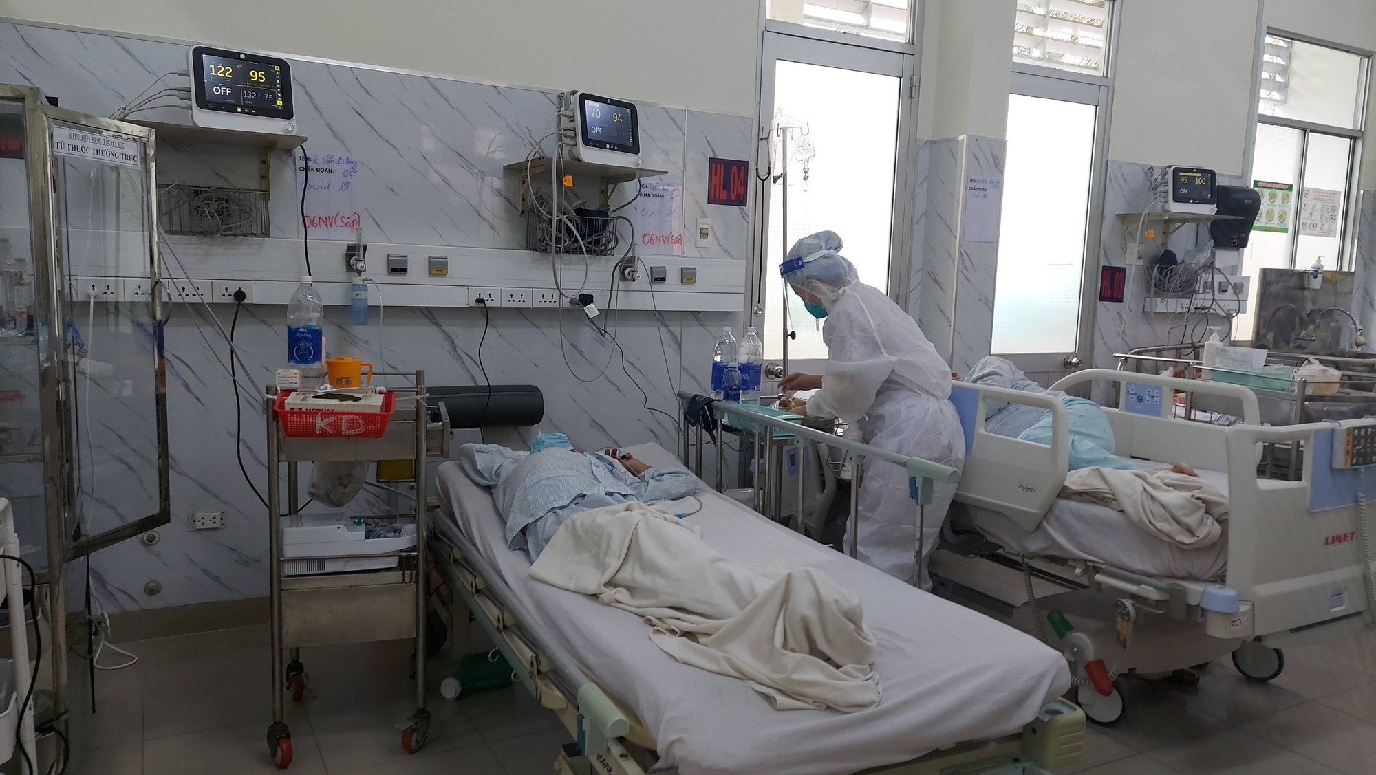 TP HCM phát hiện thêm 3 biến thể phụ mới của Omicron - Ảnh 1. TP HCM phát hiện thêm 3 biến thể phụ mới của Omicron - Ảnh 1.