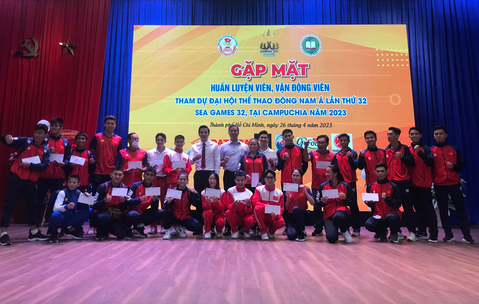 Trung tâm HLTT Quốc gia TP HCM họp mặt 20 đội tuyển dự SEA Games 32 - Ảnh 9.