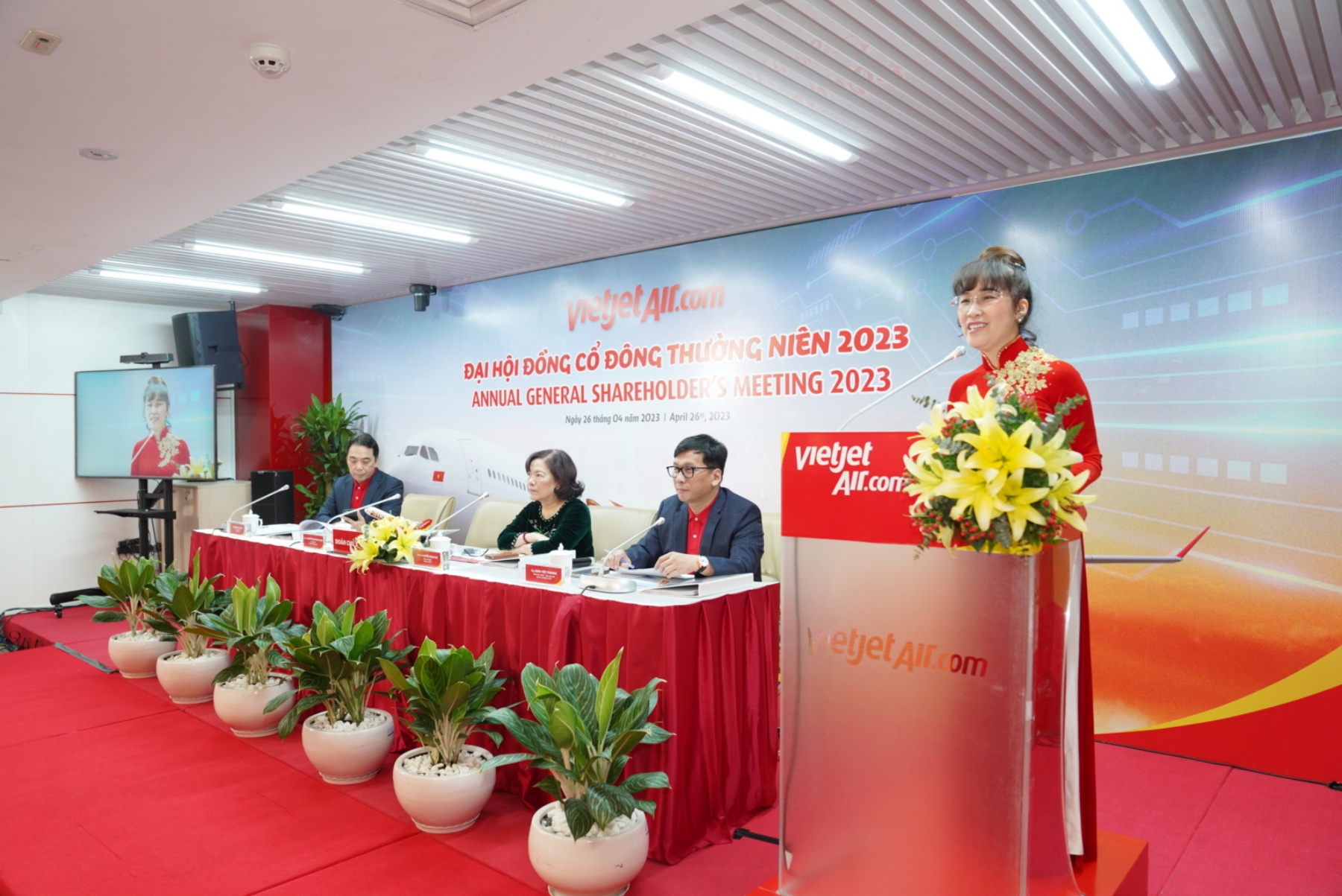 Vietjet sẽ tăng đội máy bay, đặt lợi nhuận 1.000 tỉ đồng - Ảnh 1.