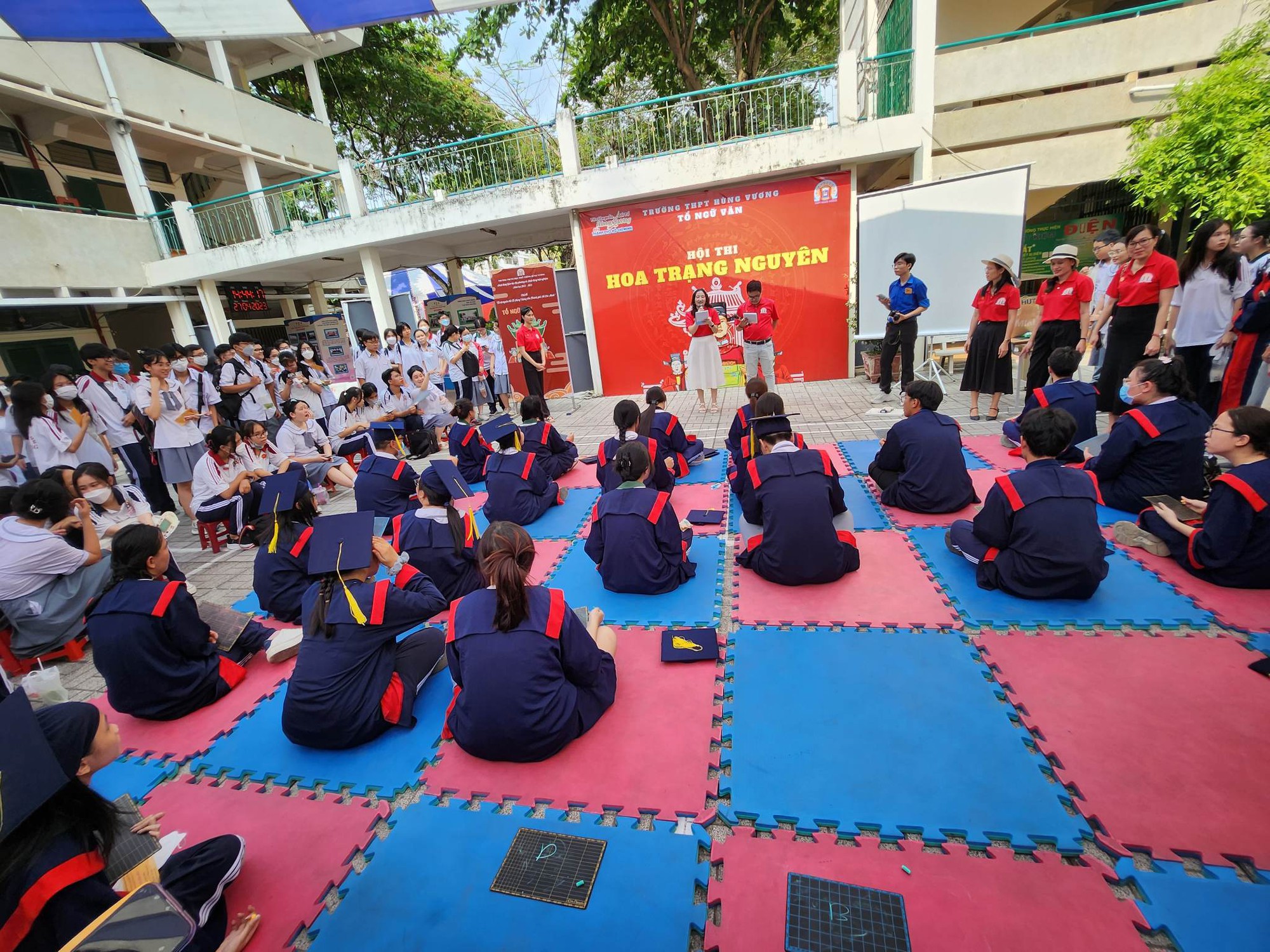Độc đáo 2.000 học sinh Trường THPT Hùng Vương làm đại sứ du lịch   - Ảnh 5.
