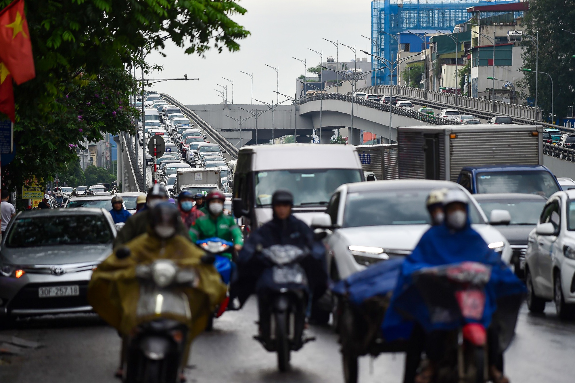 Ngày đầu nghỉ lễ, giao thông ở Hà Nội ra sao? - Ảnh 5.