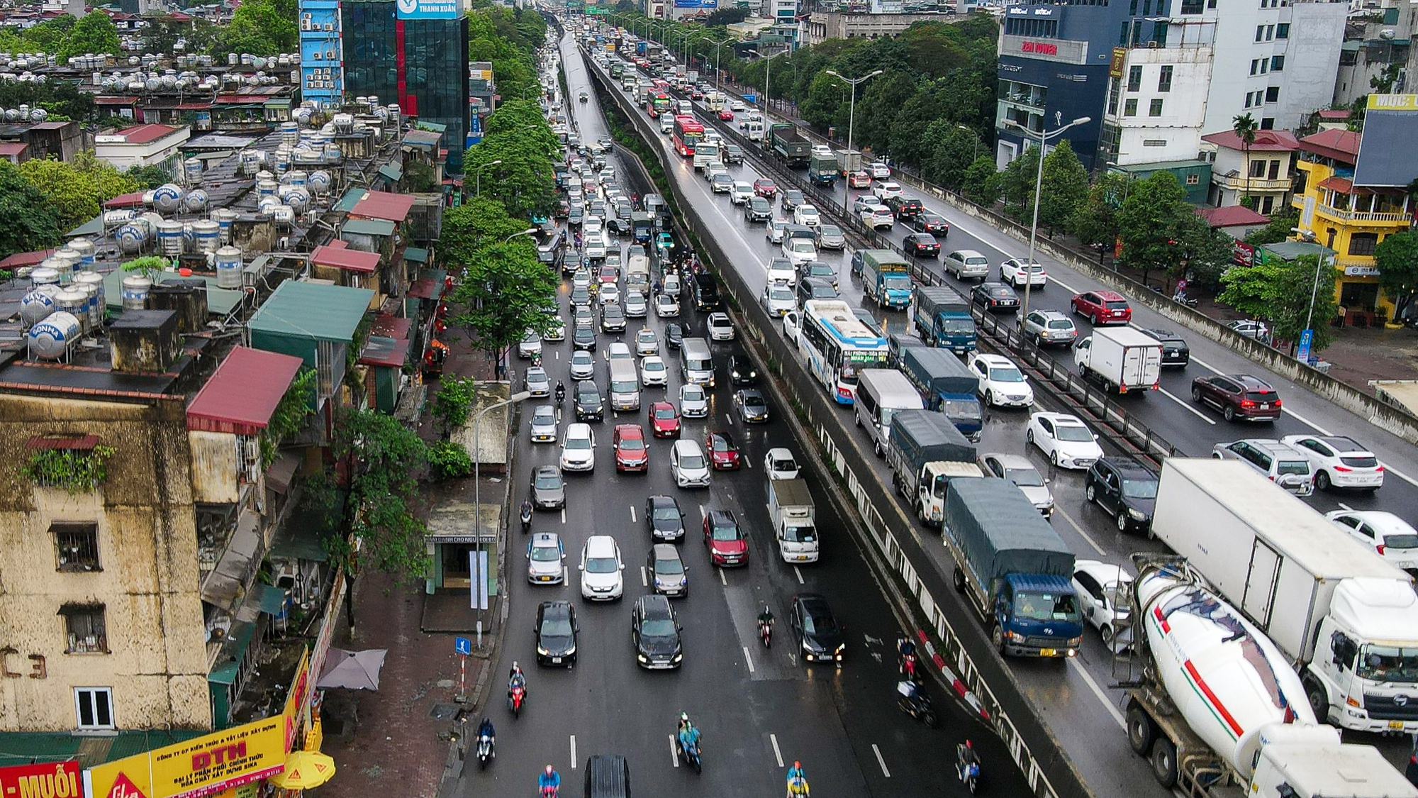 Ngày đầu nghỉ lễ, giao thông ở Hà Nội ra sao? - Ảnh 8.