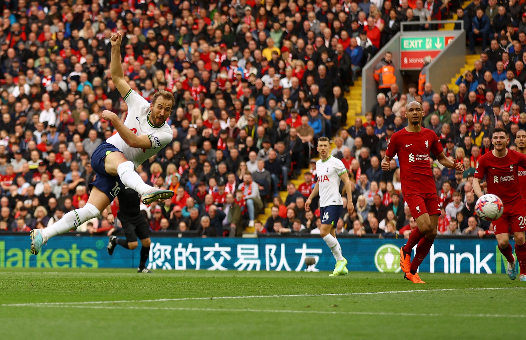 Thắng nghẹt thở Tottenham, Liverpool tăng tốc cuộc đua Top 4 - Ảnh 4.