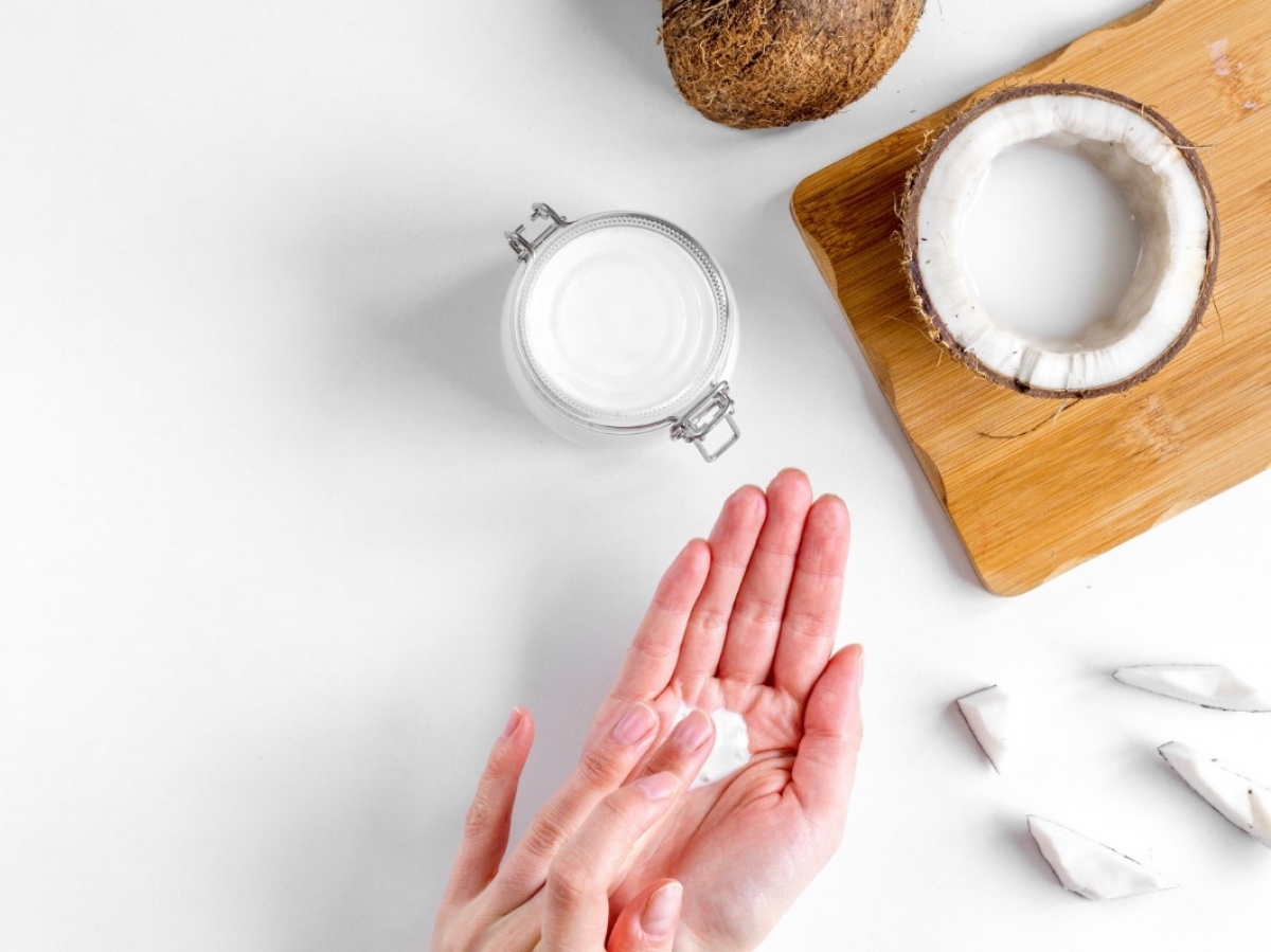 Alasan untuk mencuci muka dengan air kelapa di musim panas - Foto 7. Lý do nên rửa mặt bằng nước dừa vào mùa hè - Ảnh 7.