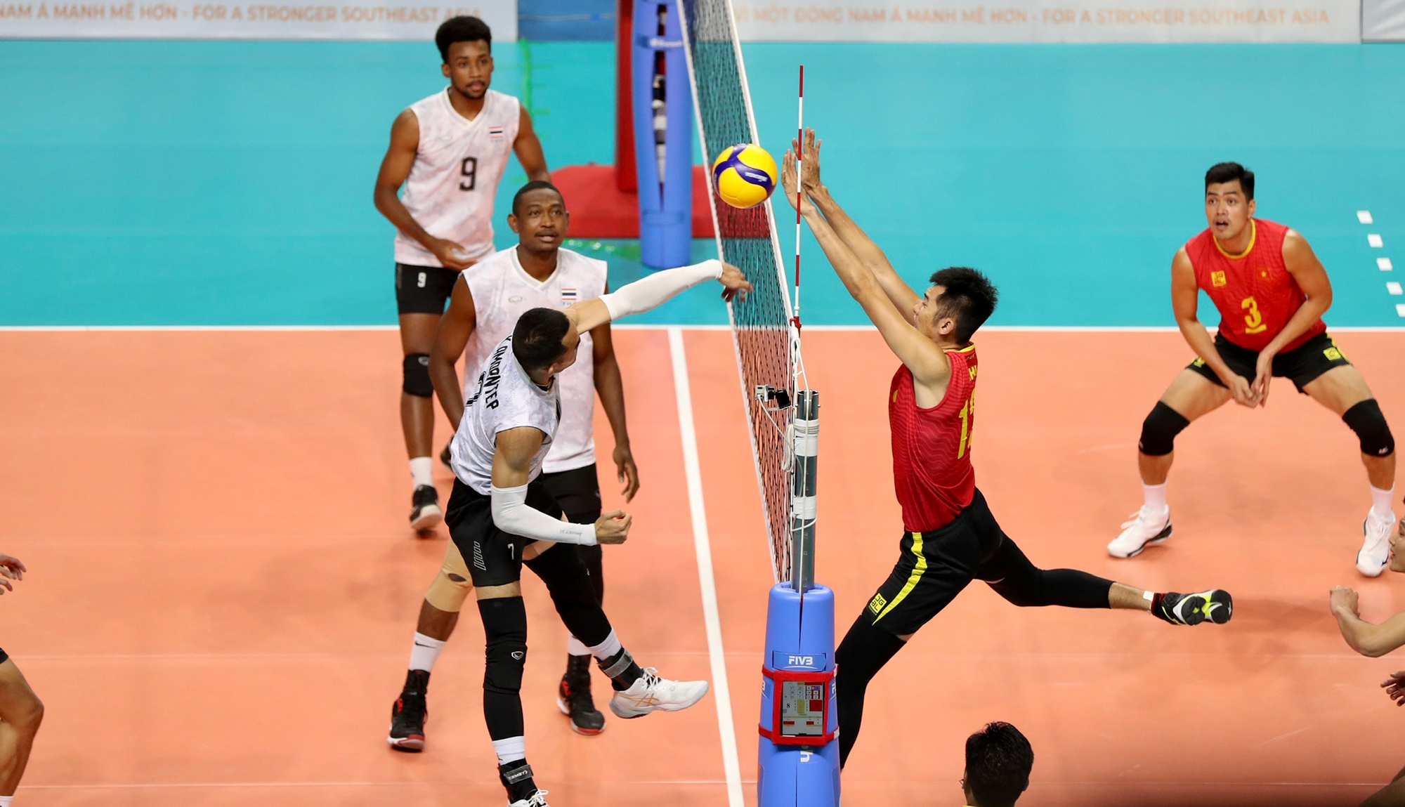 Bóng chuyền nam Philippines mất quyền dự SEA Games? - Ảnh 1. Bóng chuyền nam Philippines mất quyền dự SEA Games? - Ảnh 1.