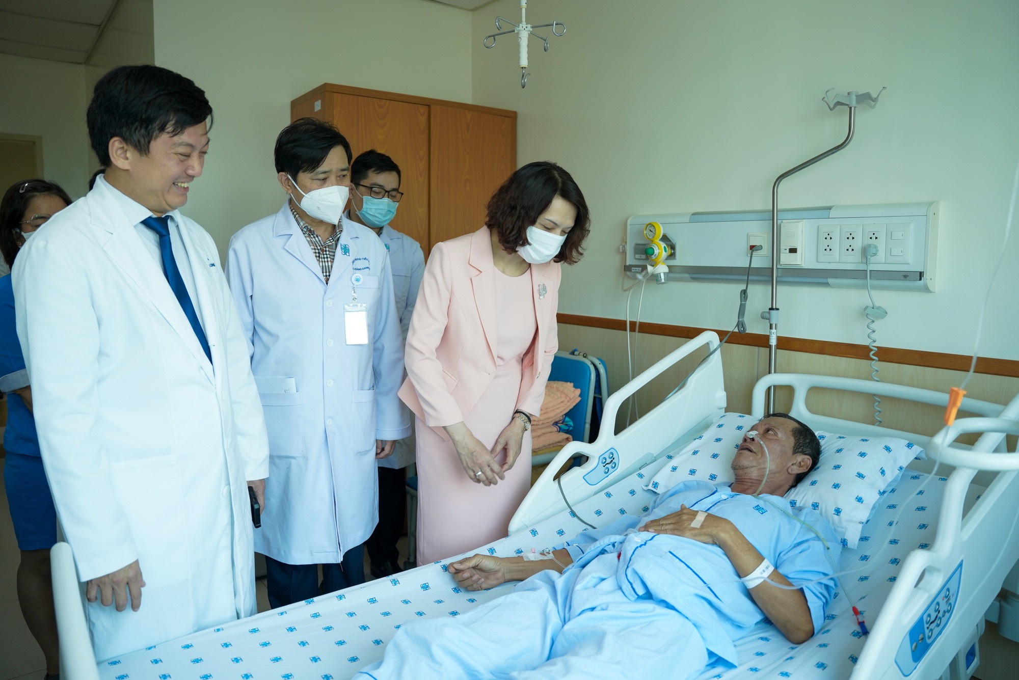 Bộ Y tế lấy ý kiến để xây dựng chính sách, chiến lược phát triển ngành - Ảnh 2. Bộ Y tế lấy ý kiến để xây dựng chính sách, chiến lược phát triển ngành - Ảnh 2.