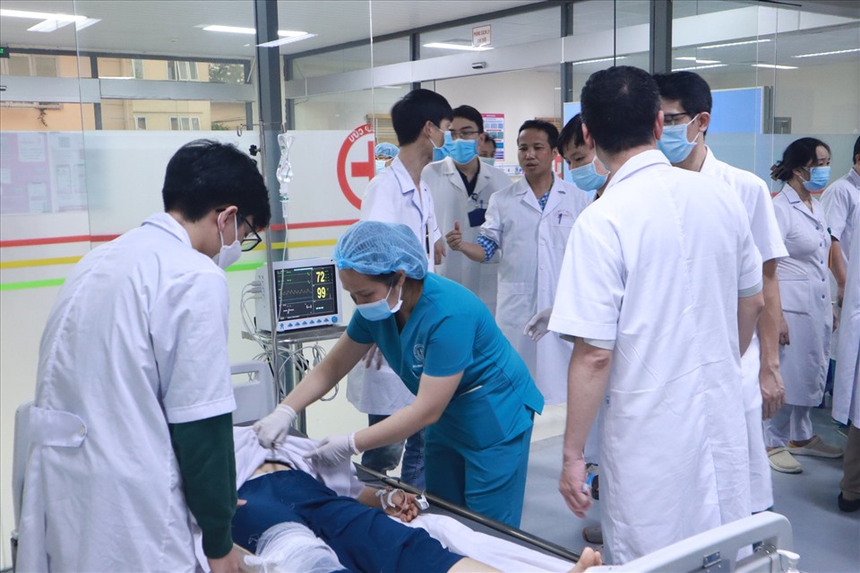 Hai ngày nghỉ lễ, hơn 2.000 ca khám do COVID-19 - Ảnh 1. Hai ngày nghỉ lễ, hơn 2.000 ca khám do COVID-19 - Ảnh 1.
