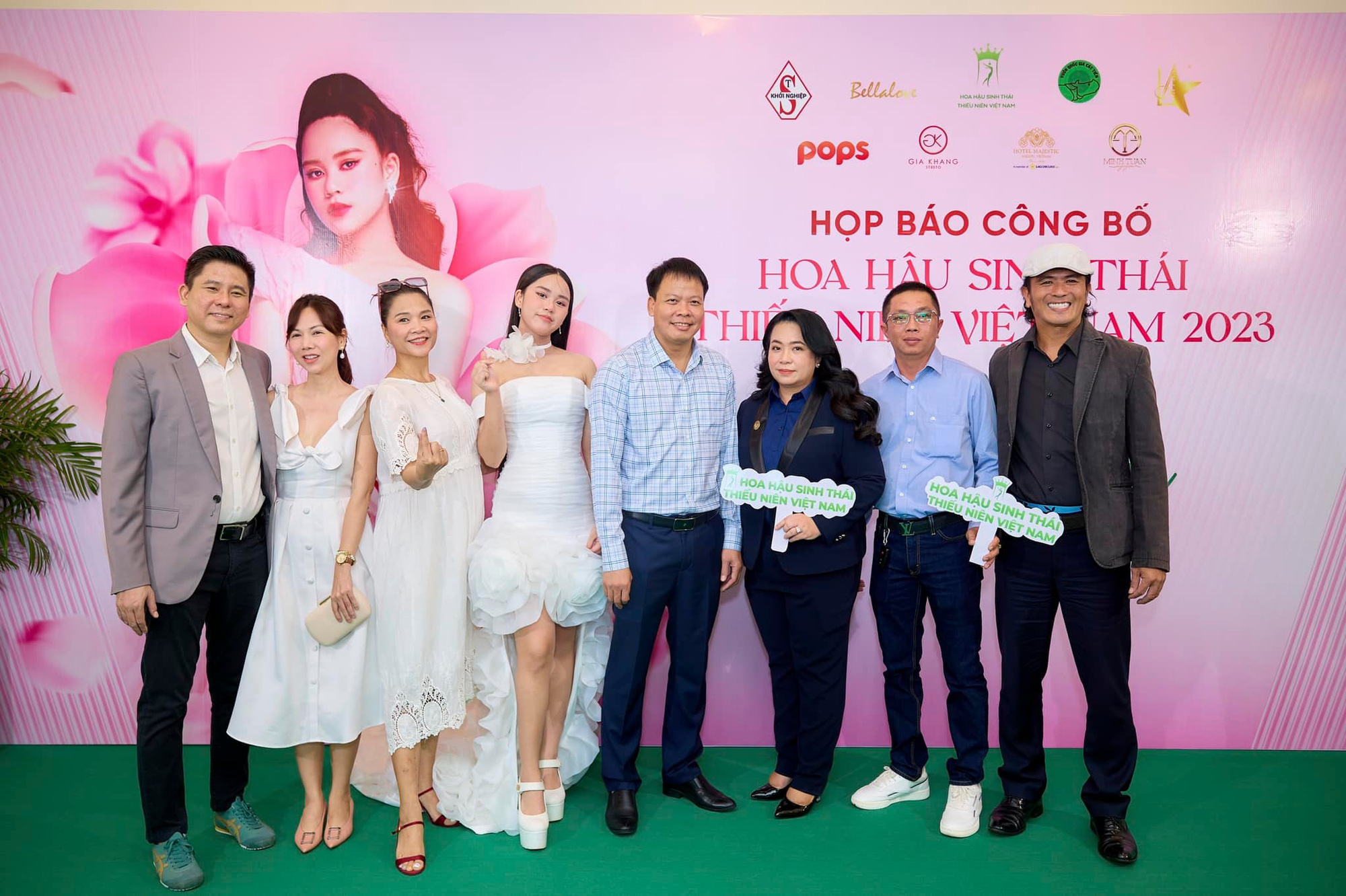 Dừng tổ chức cuộc thi Miss Eco Teen Vietnam 2023 vì tranh chấp - Ảnh 3. Dừng tổ chức cuộc thi Miss Eco Teen Vietnam 2023 vì tranh chấp - Ảnh 3.
