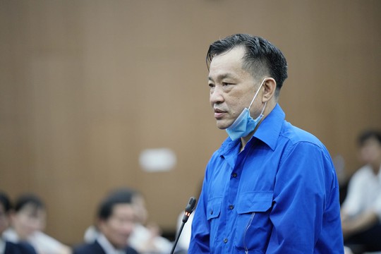 Cựu chủ tịch UBND tỉnh Bình Thuận Nguyễn Ngọc Hai bị đề nghị 5-6 năm tù - Ảnh 1.
