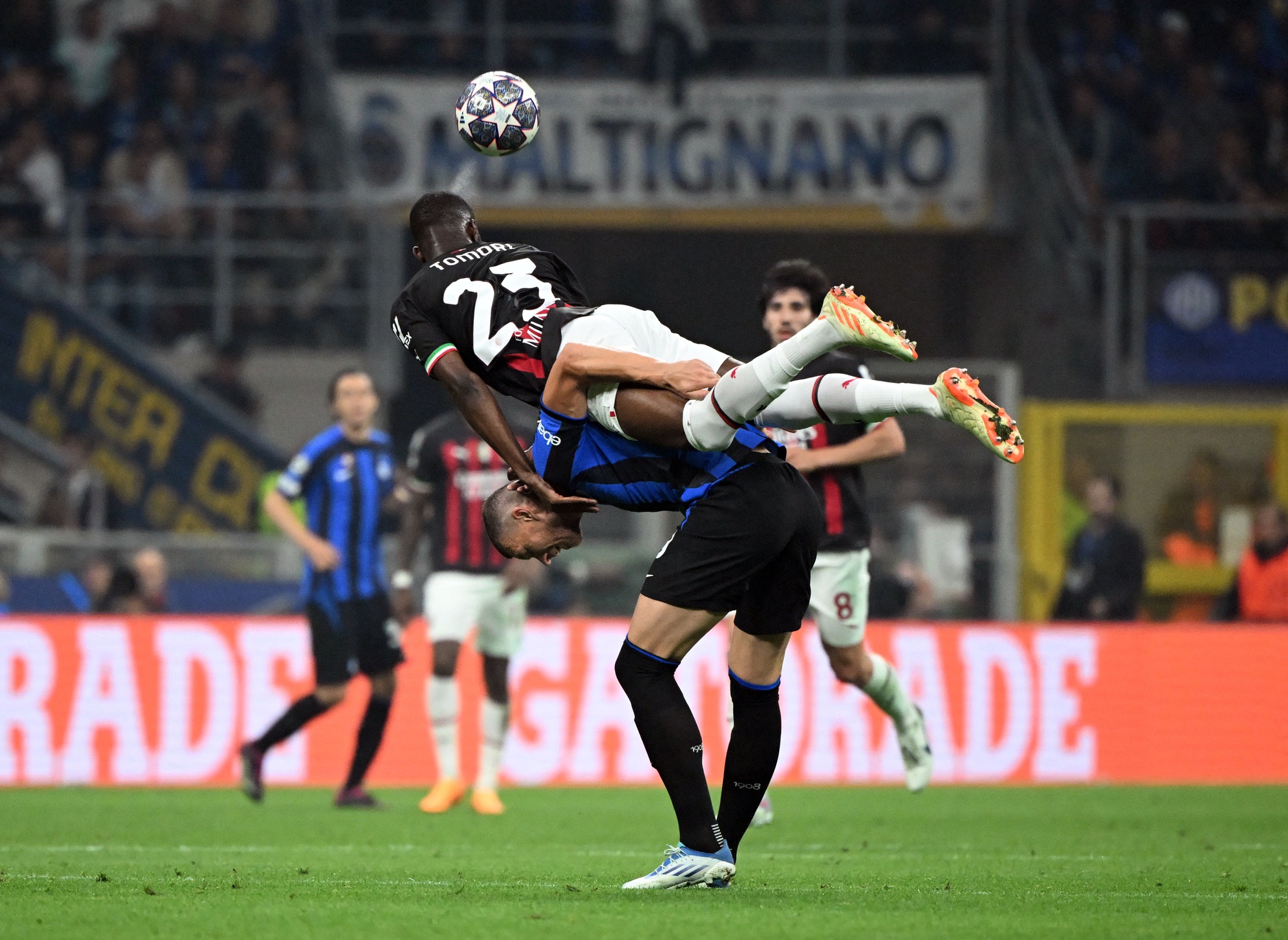 Thắng derby nước Ý, Inter Milan dự chung kết Champions League sau 13 năm - Ảnh 1.
