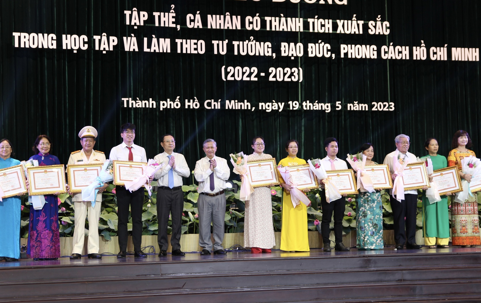 Học tập Chủ tịch Hồ Chí Minh ngày càng trở thành nét đẹp truyền thống văn hóa - Ảnh 5.