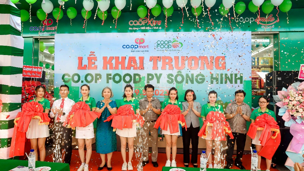 Mừng 34 năm thành lập Saigon Co.op – hệ thống Co.op Food mở cửa hàng mới - Ảnh 2.