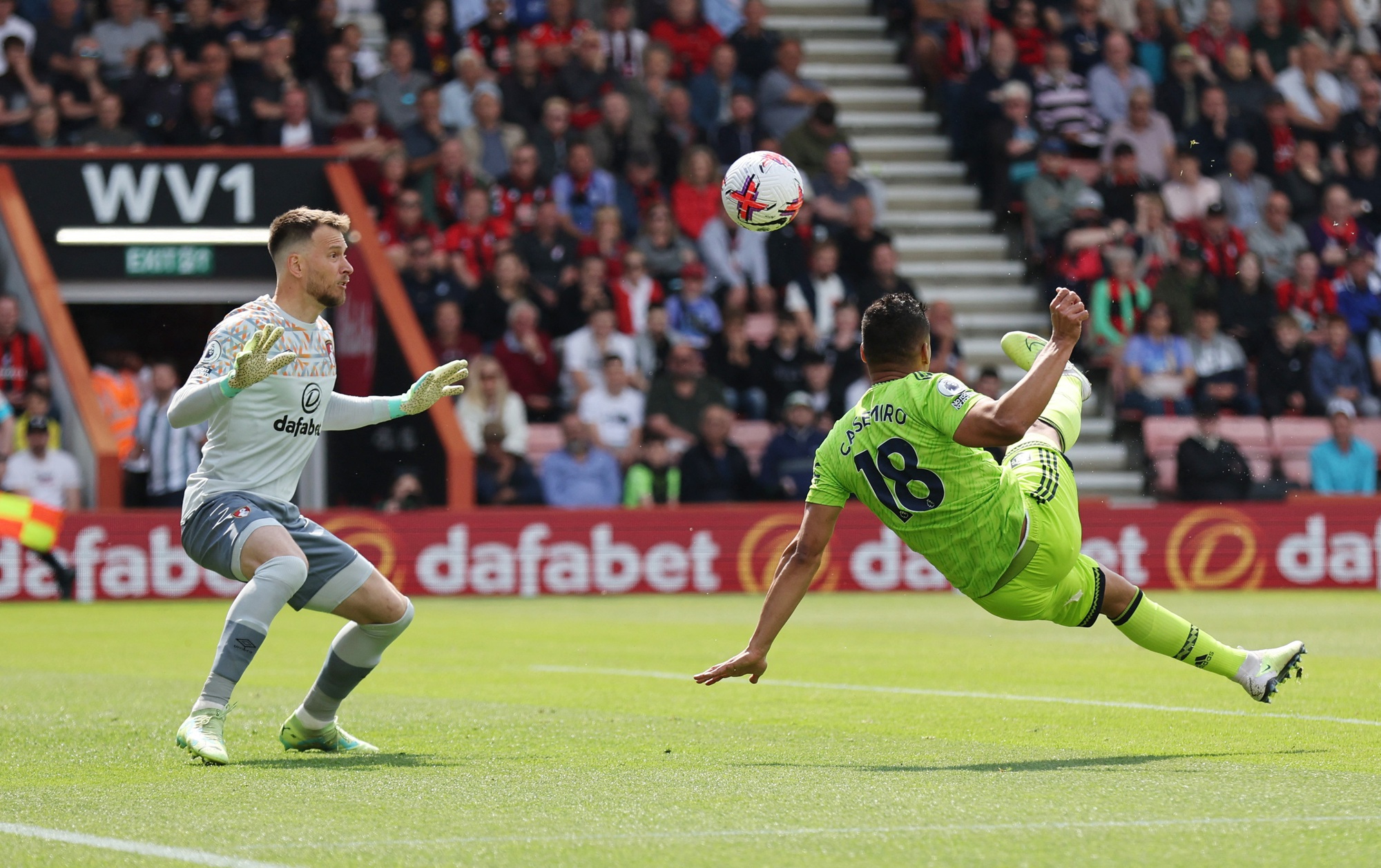 Ngoại hạng Anh: Man City vô địch sớm, Man United bay cao Top 4 - Ảnh 1.