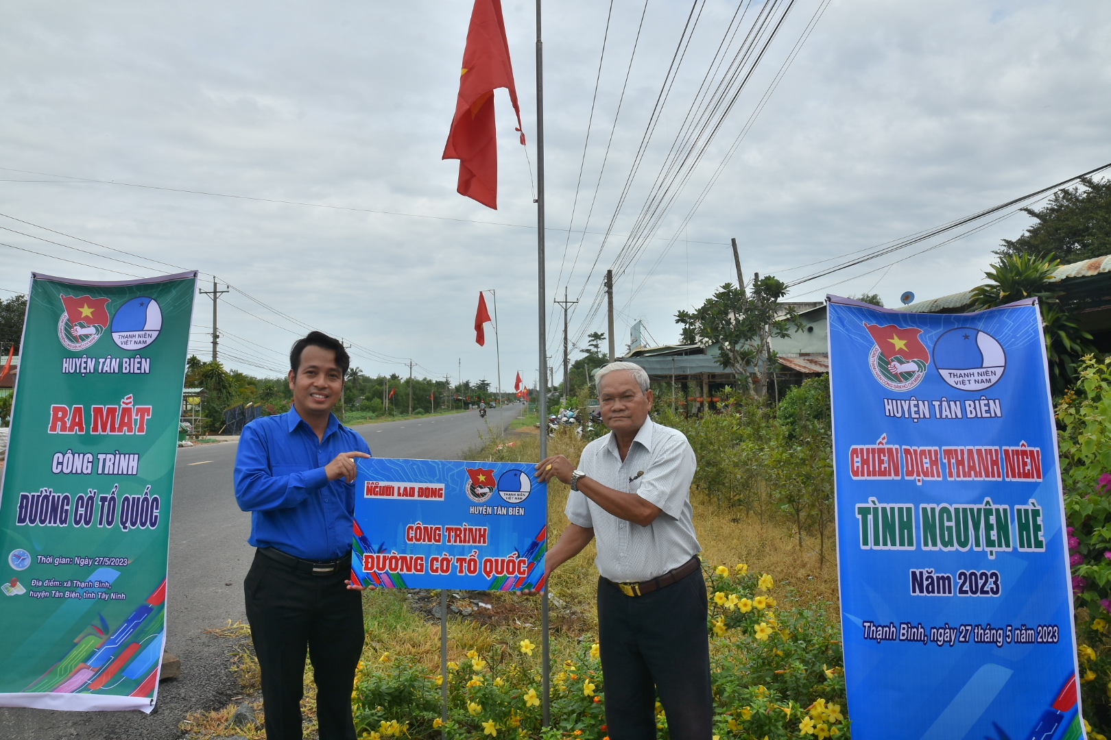 Báo Người Lao Động và Saigontourist Group tham gia chiến dịch thanh niên tình nguyện hè tỉnh Tây Ninh - Ảnh 10.