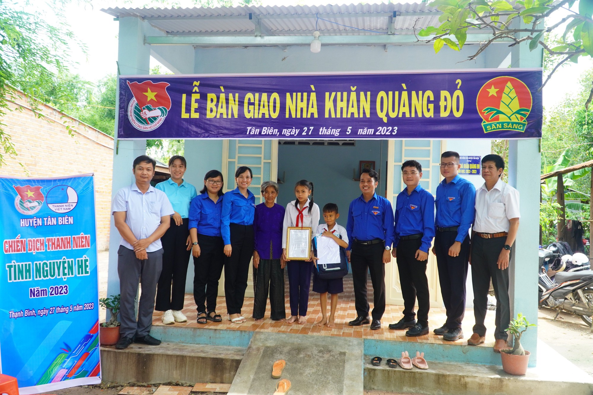 Báo Người Lao Động và Saigontourist Group tham gia chiến dịch thanh niên tình nguyện hè tỉnh Tây Ninh - Ảnh 12.