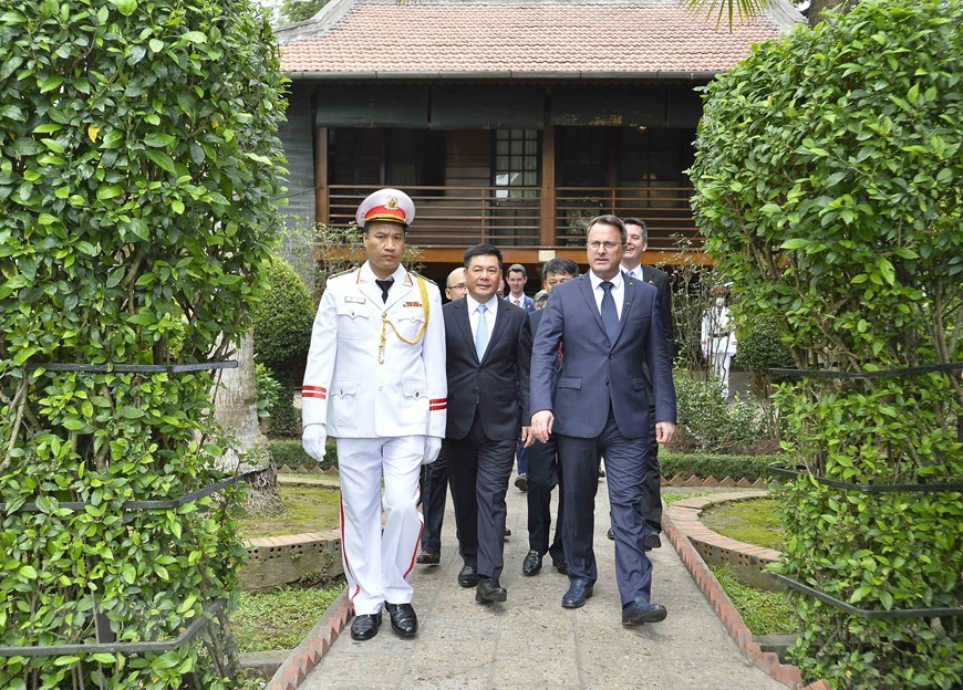 Thủ tướng Phạm Minh Chính đón, hội đàm với Thủ tướng Luxembourg - Ảnh 18.