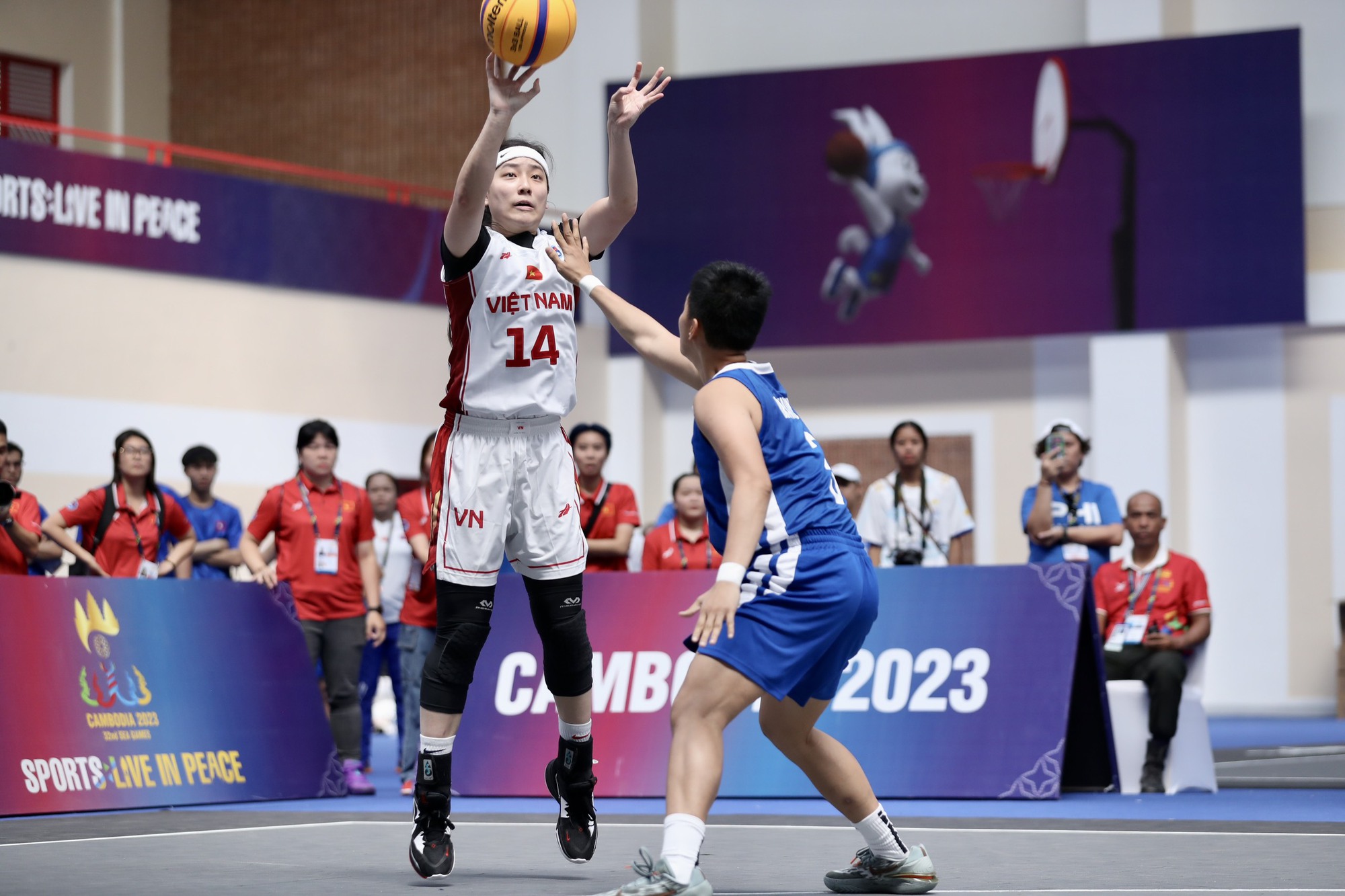 Nhật ký SEA Games 32 ngày 6-5: Nguyễn Thị Thanh Phúc giành vàng đi bộ - Ảnh 32.