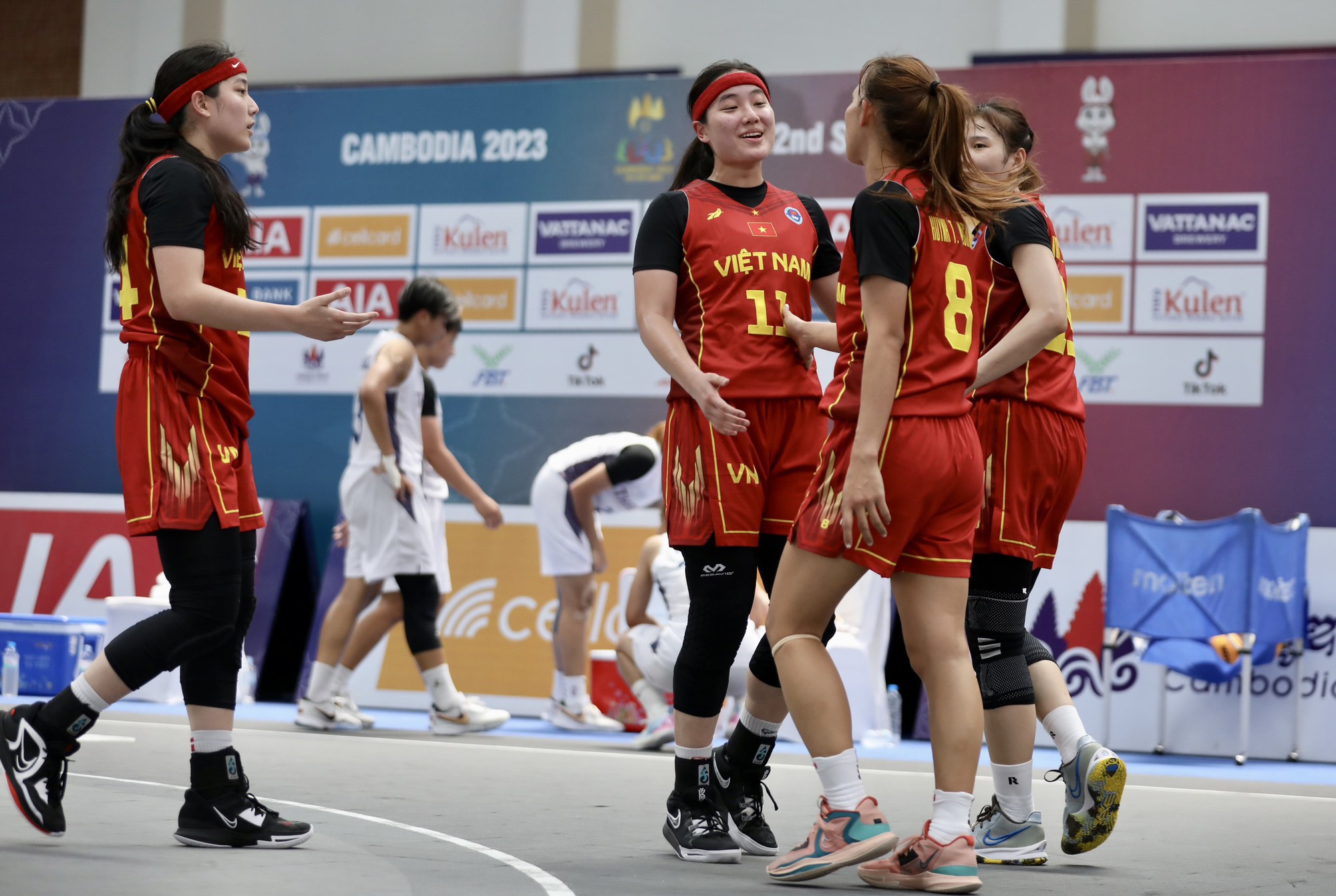 Nhật ký SEA Games 32 ngày 6-5: Nguyễn Thị Thanh Phúc giành vàng đi bộ - Ảnh 17.