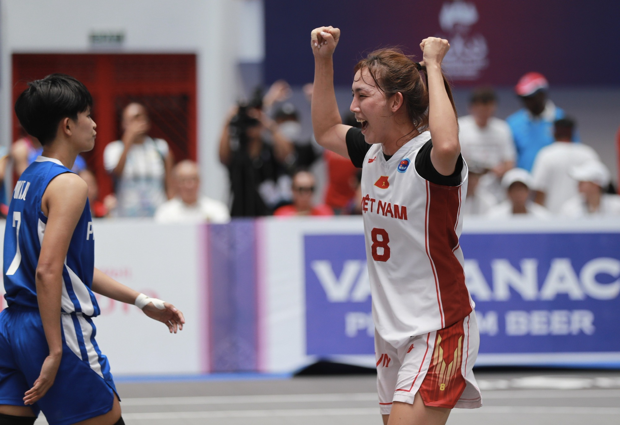 Trương Twins tỏa sáng giúp bóng rổ Việt Nam tạo địa chấn - Ảnh 8.
