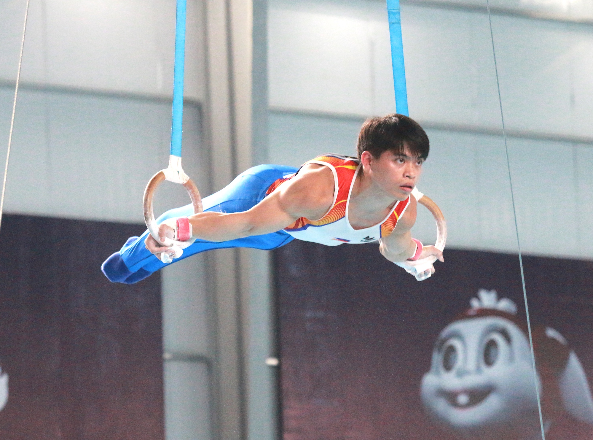 Đánh bại nhà vô địch thế giới, Nguyễn Văn Khánh Phong giành vàng SEA Games 32 - Ảnh 2.