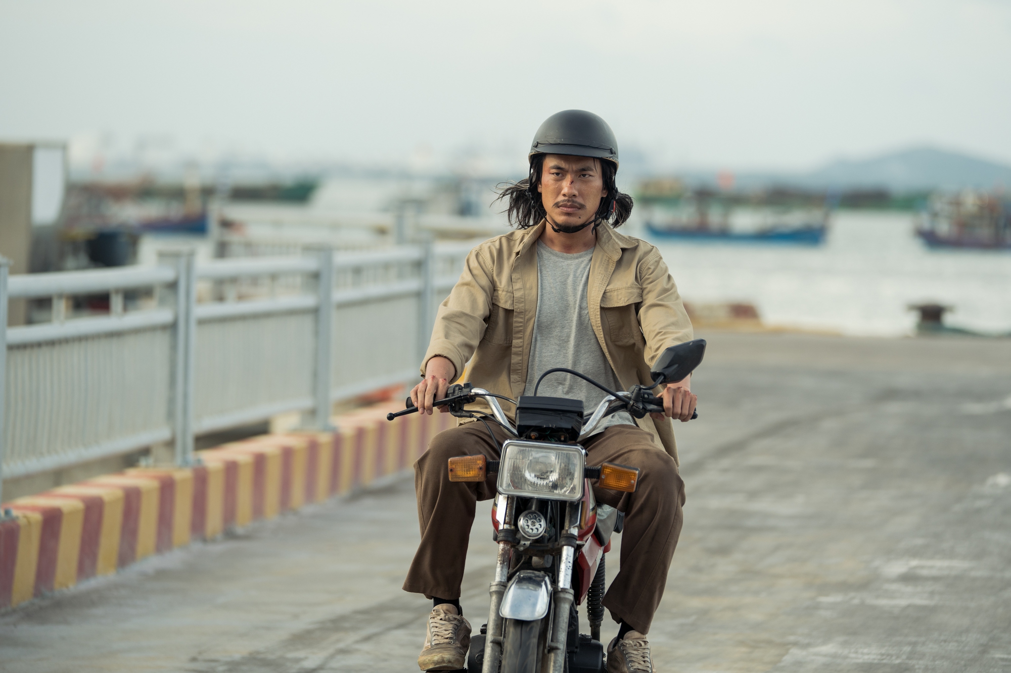 Kiều Minh Tuấn lại... gây sốc! - Ảnh 5. Kiều Minh Tuấn lại... gây sốc! - Ảnh 5.