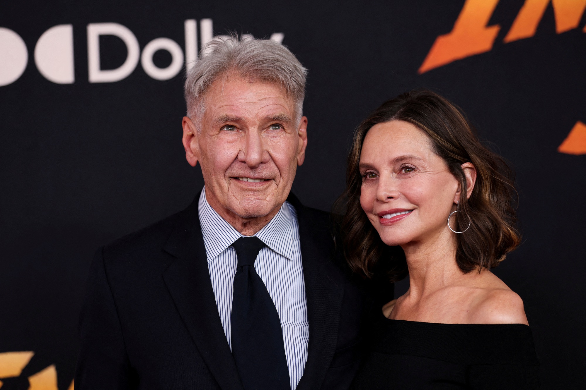 Ở tuổi 80, Harrison Ford vẫn sánh đôi cùng vợ trên thảm đỏ - Ảnh 6.
