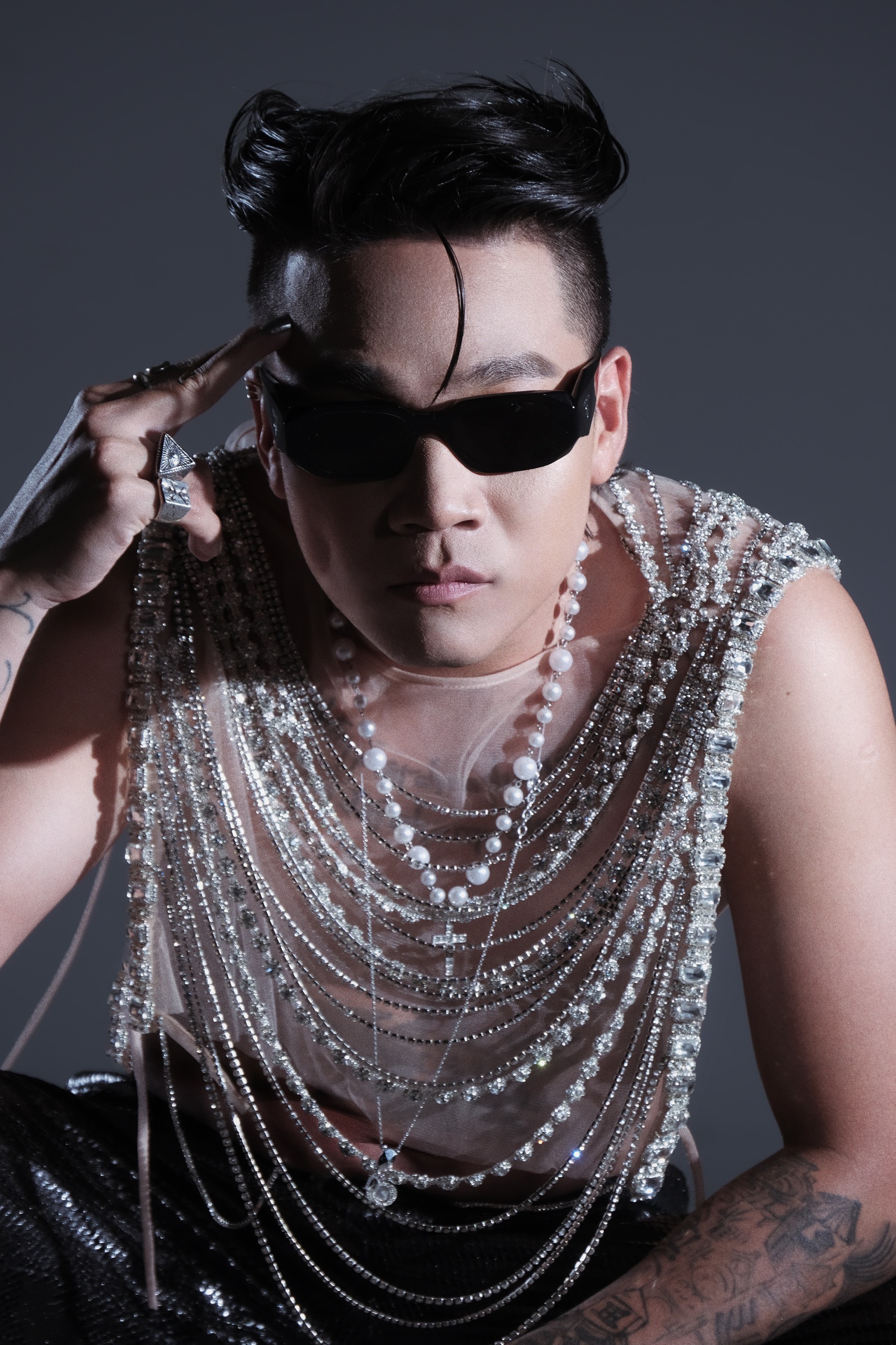 Wowy và những phong cách thời trang cực chất ở Rap Việt  Eltimes