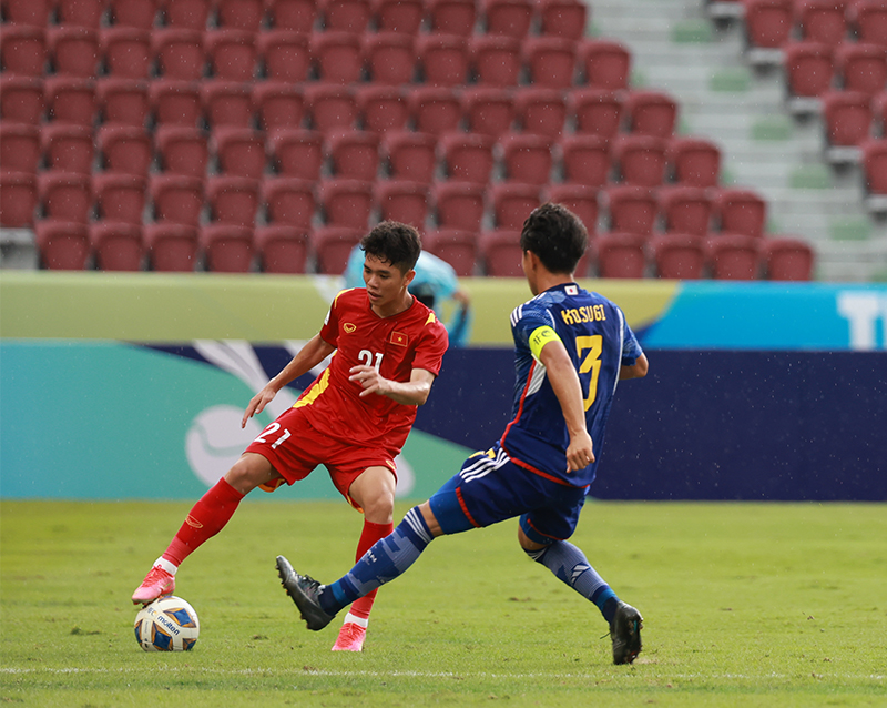 U17 Asian Cup: Thất bại trước Nhật Bản, cơ hội đi tiếp của U17 Việt Nam trở nên mong manh - Ảnh 2.