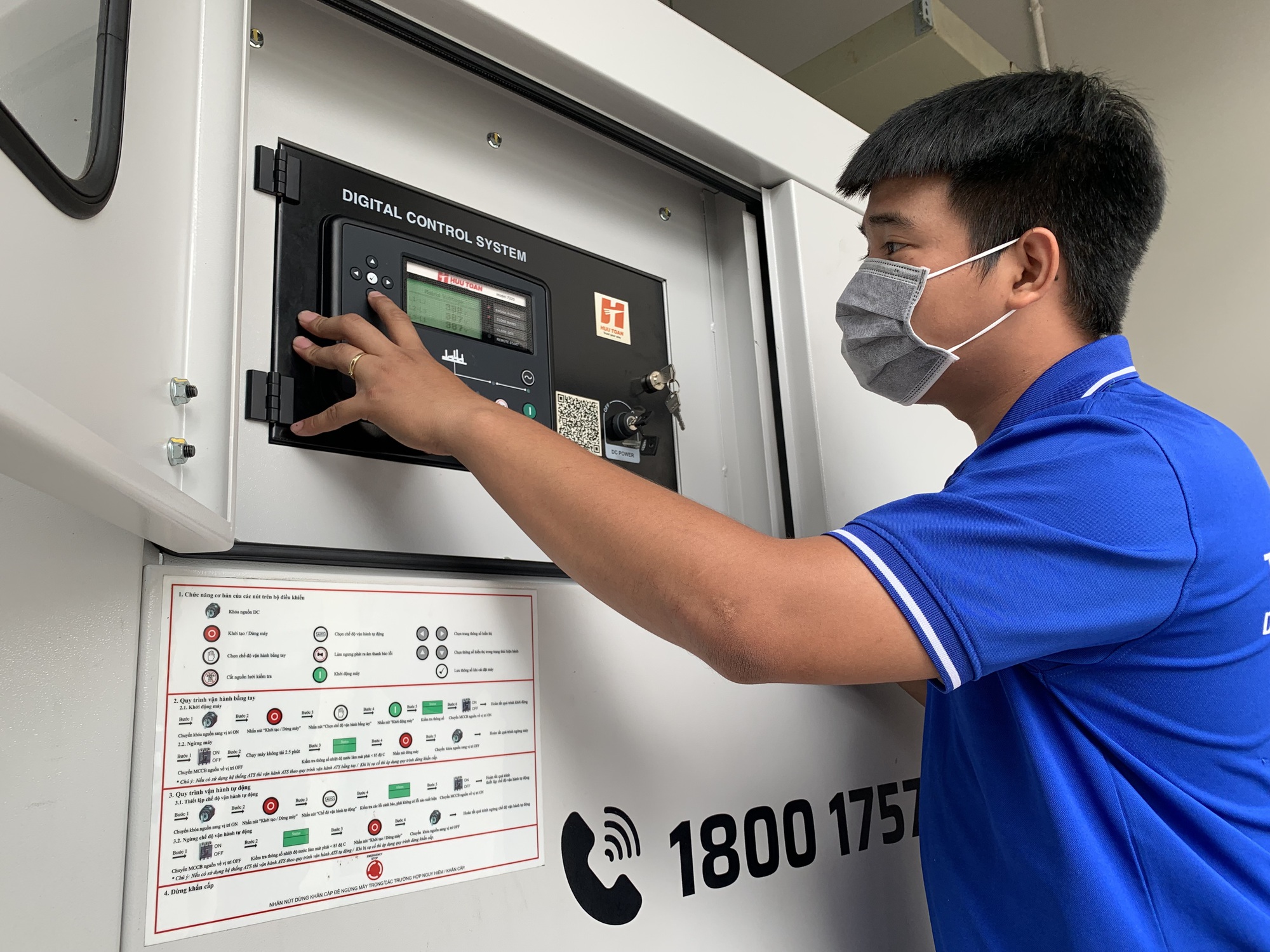 Mất điện liên tục, người dân lo lắng gián đoạn tiêm ngừa - Ảnh 2. Mất điện liên tục, người dân lo lắng gián đoạn tiêm ngừa - Ảnh 2.