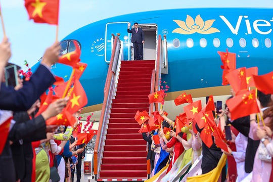 Thủ tướng Phạm Minh Chính tới Bắc Kinh, bắt đầu thăm chính thức Trung Quốc - Ảnh 3.