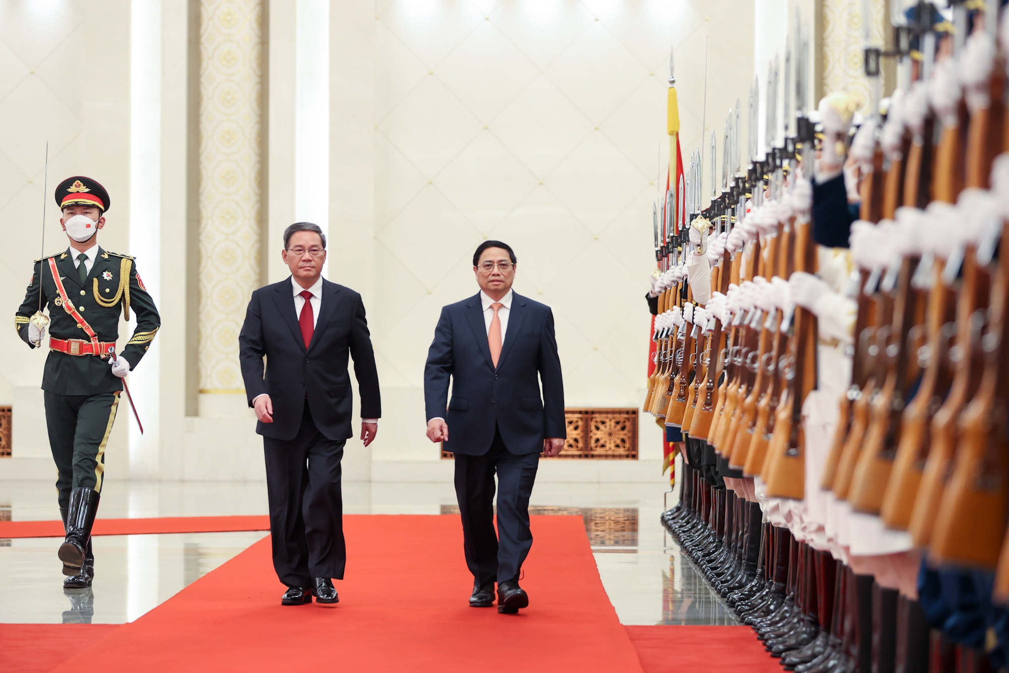 Lễ đón Thủ tướng Phạm Minh Chính thăm chính thức Trung Quốc - Ảnh 4.