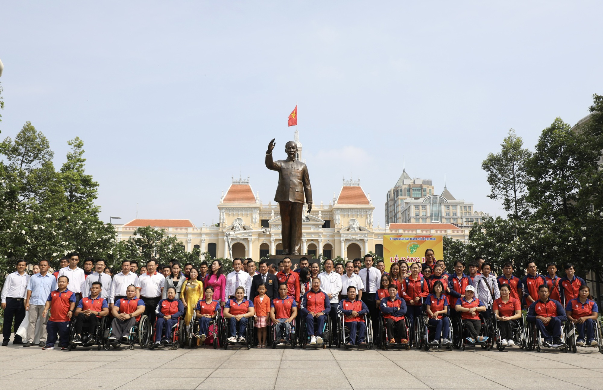 11 tỉ đồng khen thưởng VĐV khuyết tật tham dự ASEAN Para Games 12 - Ảnh 1.