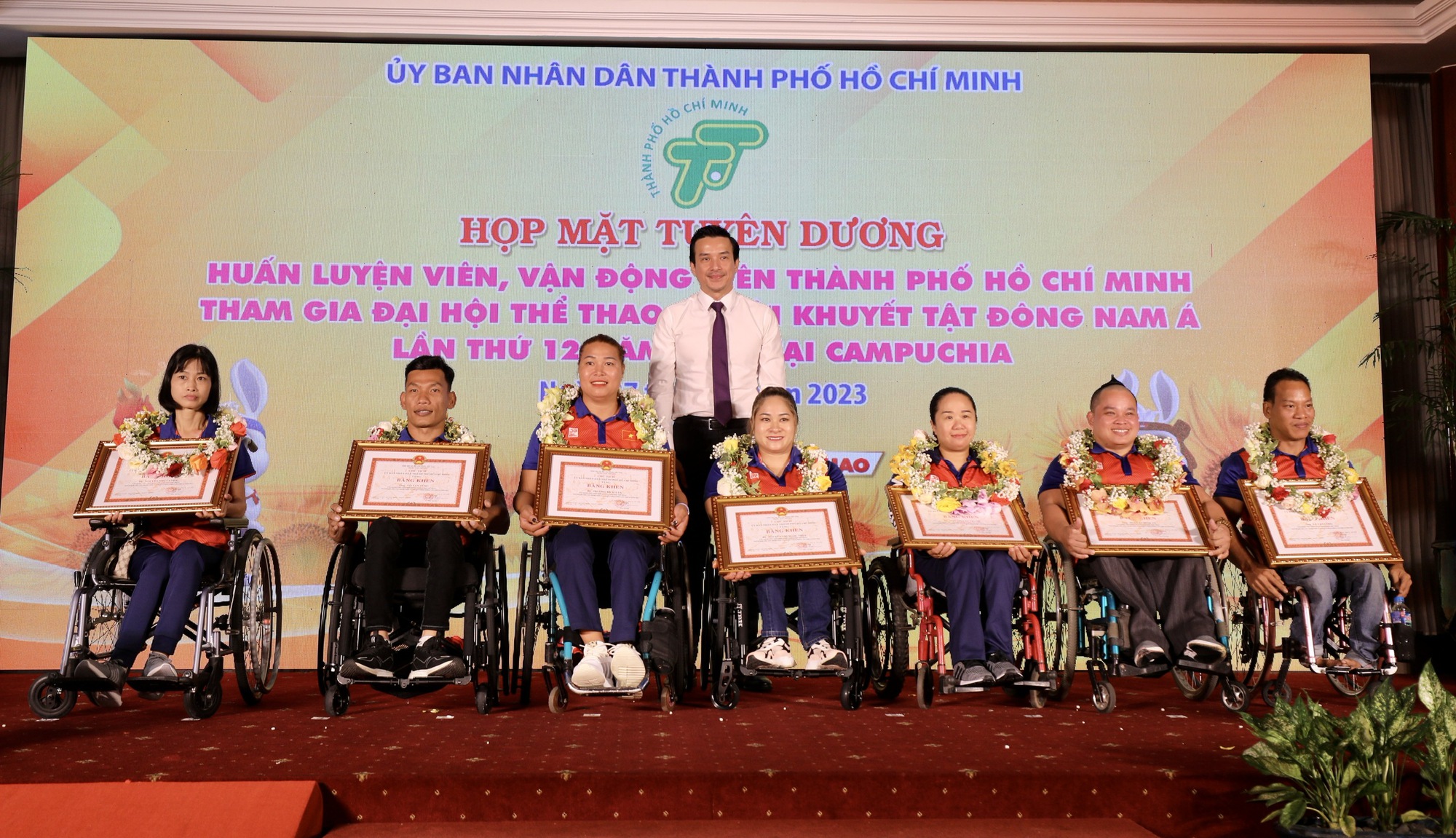 11 tỉ đồng khen thưởng VĐV khuyết tật tham dự ASEAN Para Games 12 - Ảnh 5.
