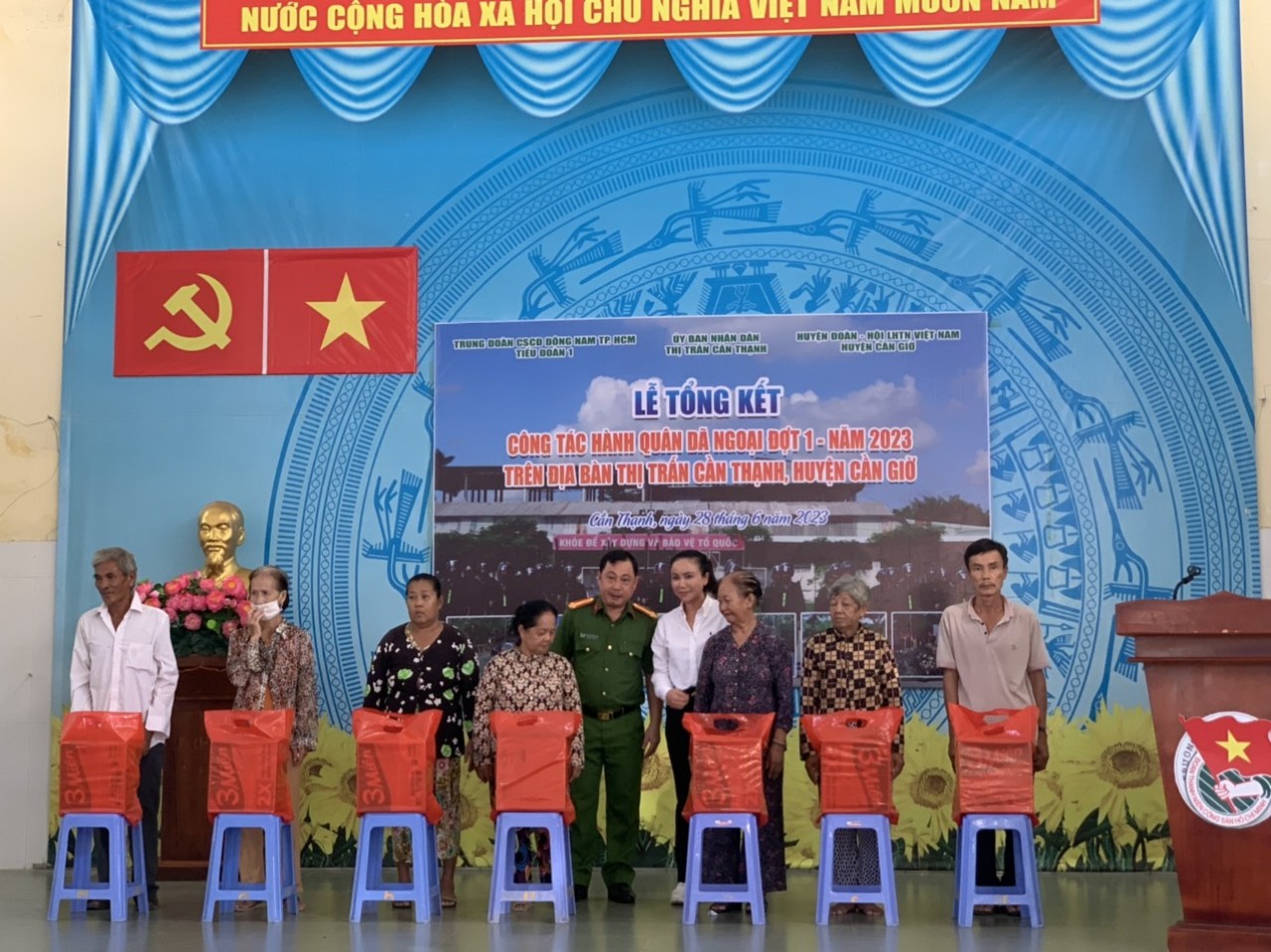 Trung đoàn CSCĐ Đông Nam TP HCM  tạo hình ảnh đẹp trong lòng dân - Ảnh 1.