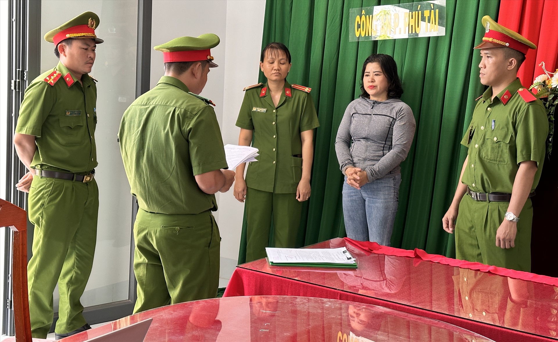 6 Người bị tuyên án hơn 66 năm tù vì đòi nợ trái pháp luật - Ảnh 2.